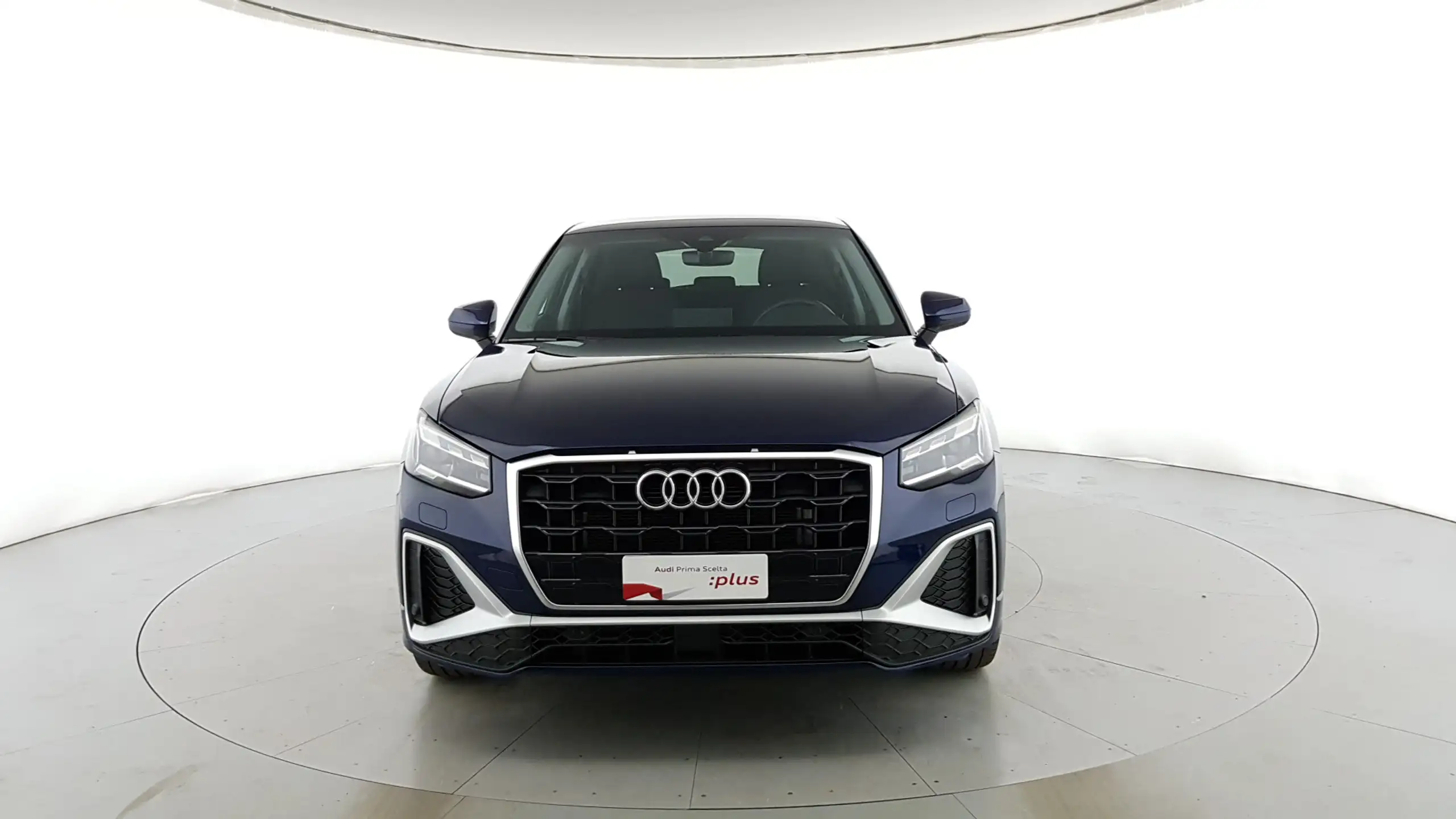 Audi - Q2