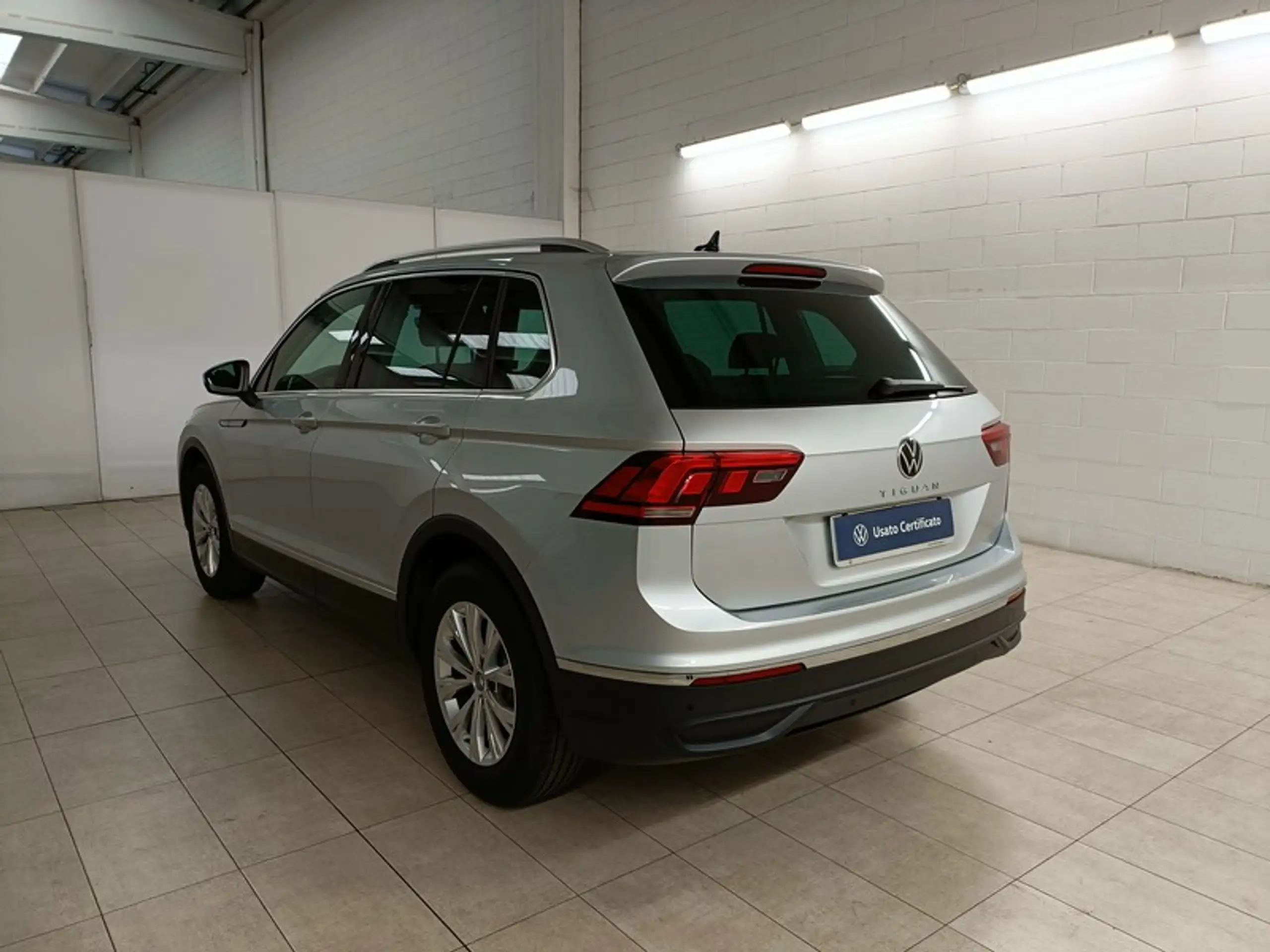 Volkswagen - Tiguan