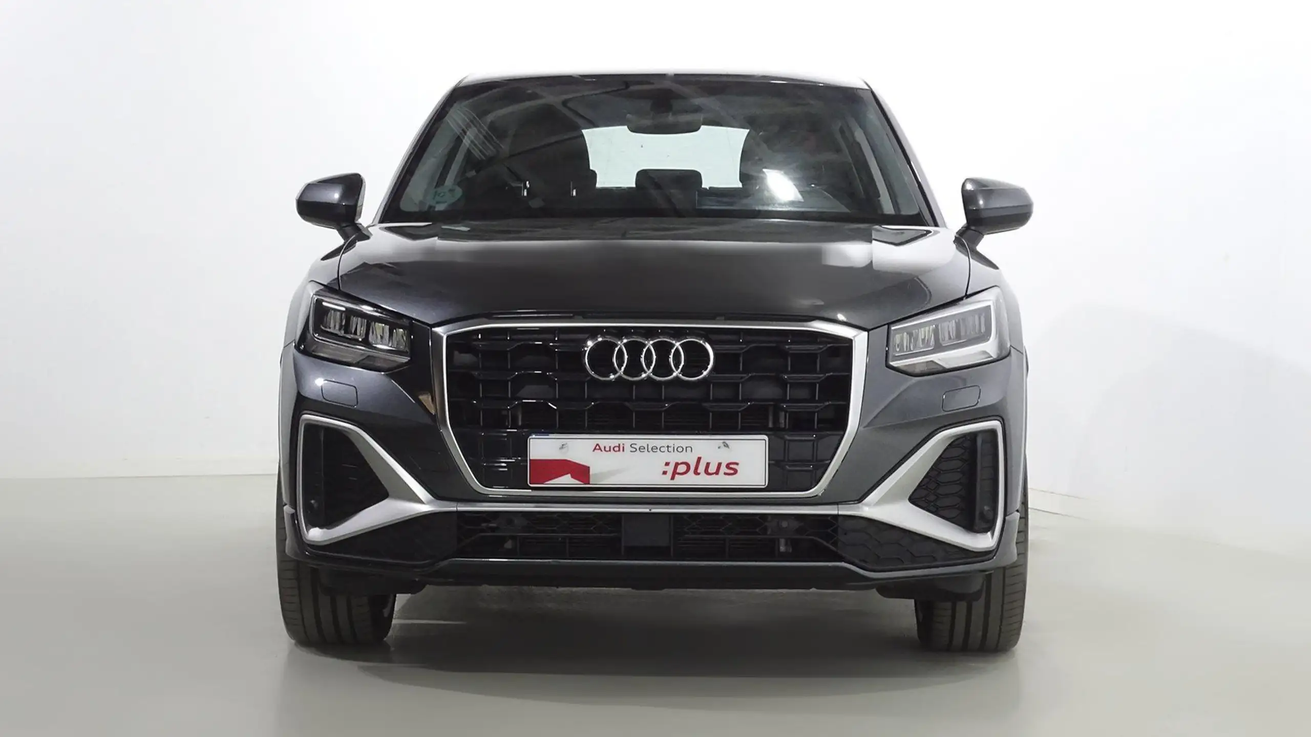 Audi - Q2