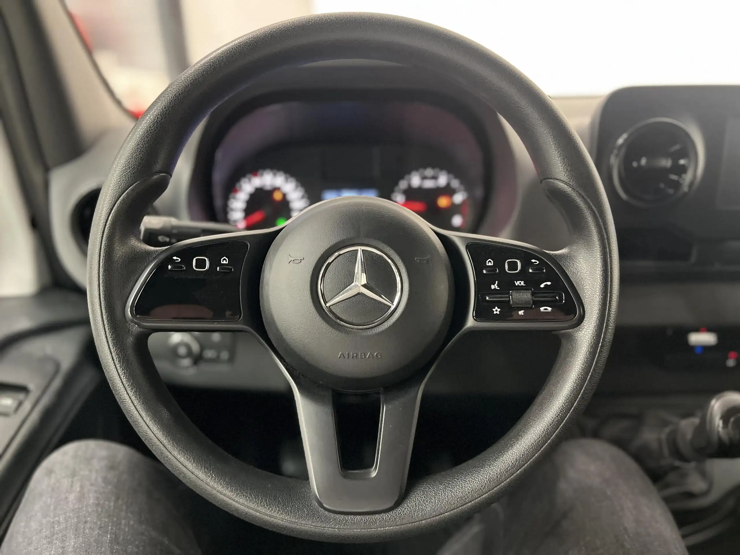 Mercedes-Benz - Sprinter