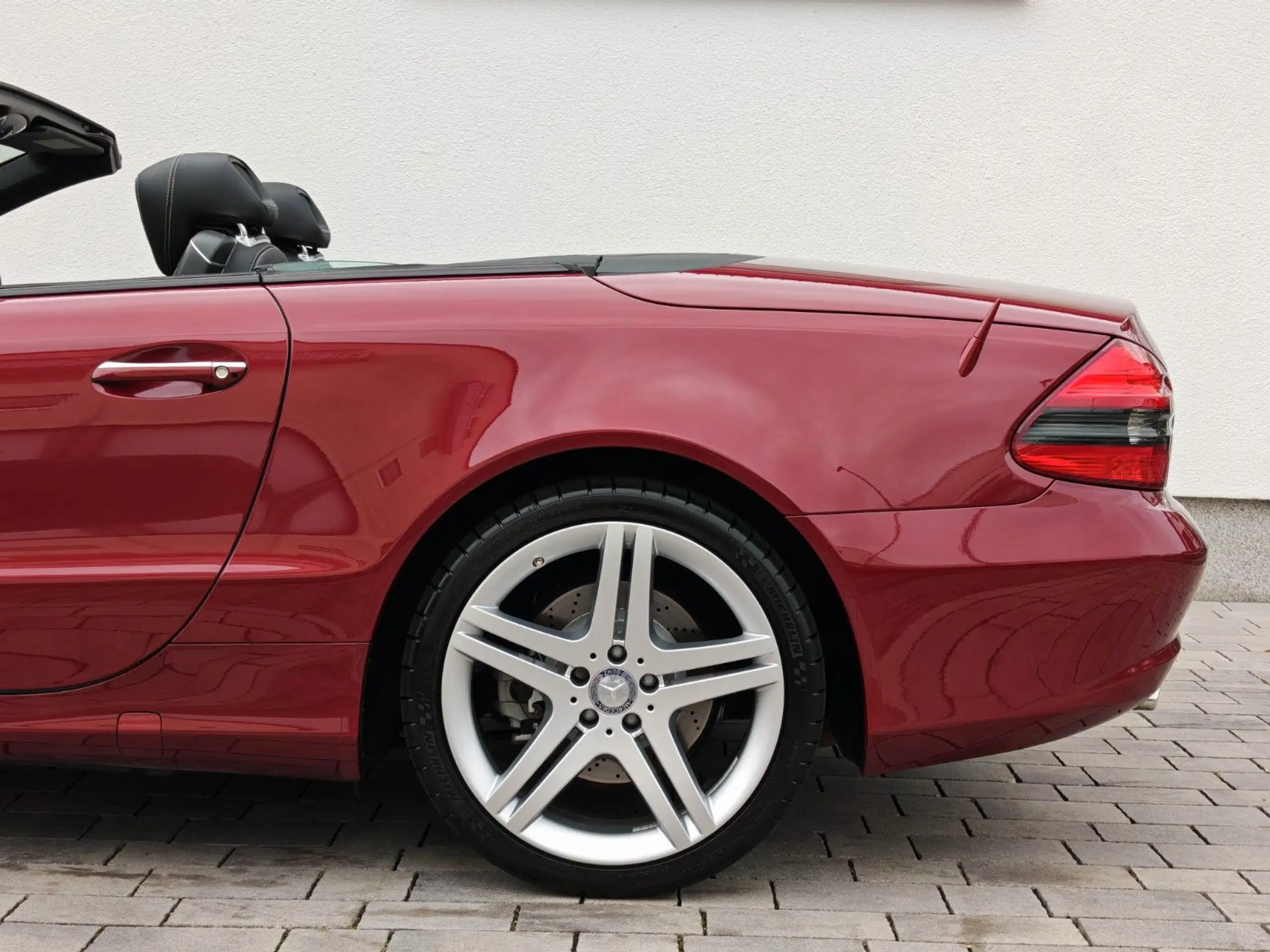 Mercedes-Benz - SL 350