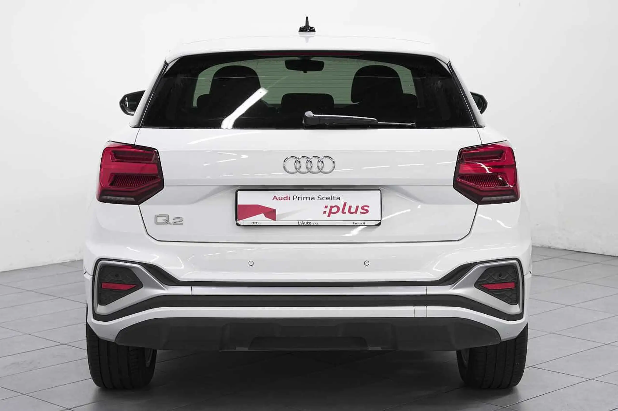 Audi - Q2