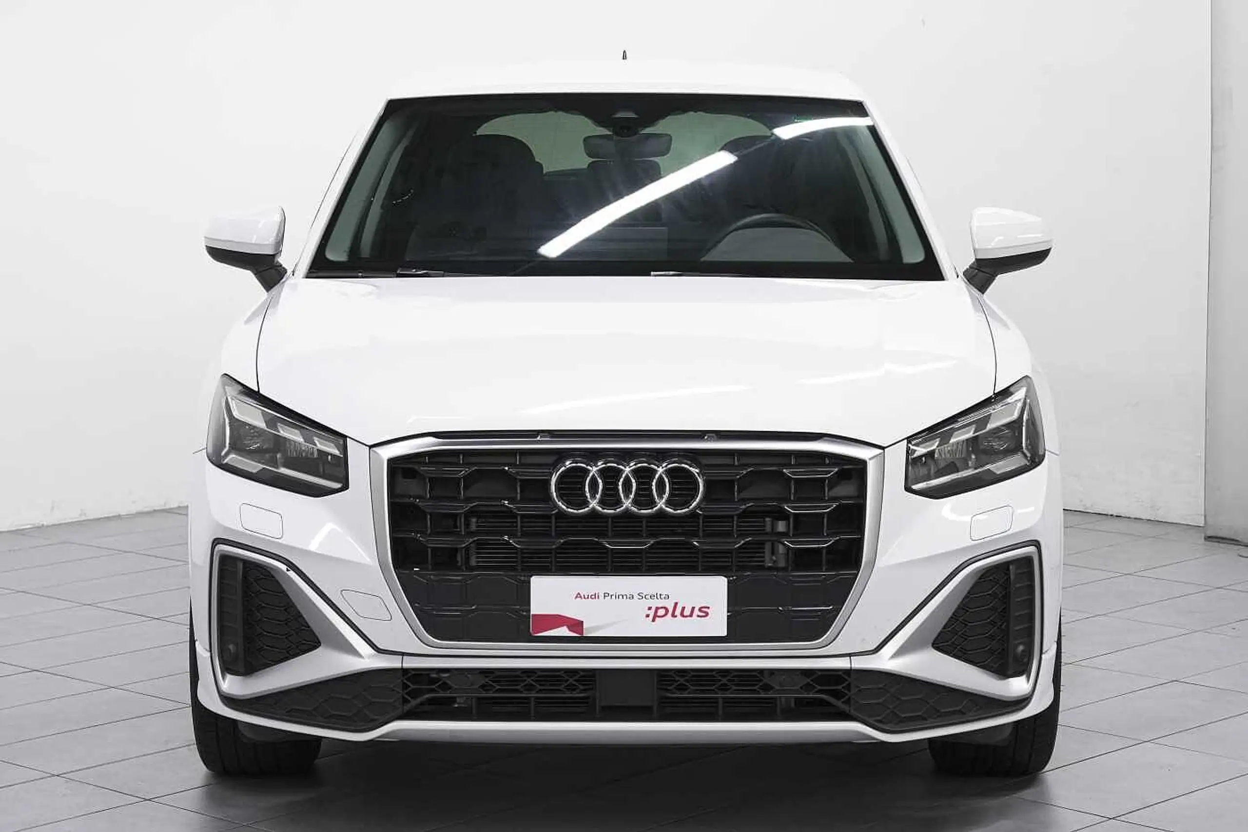 Audi - Q2