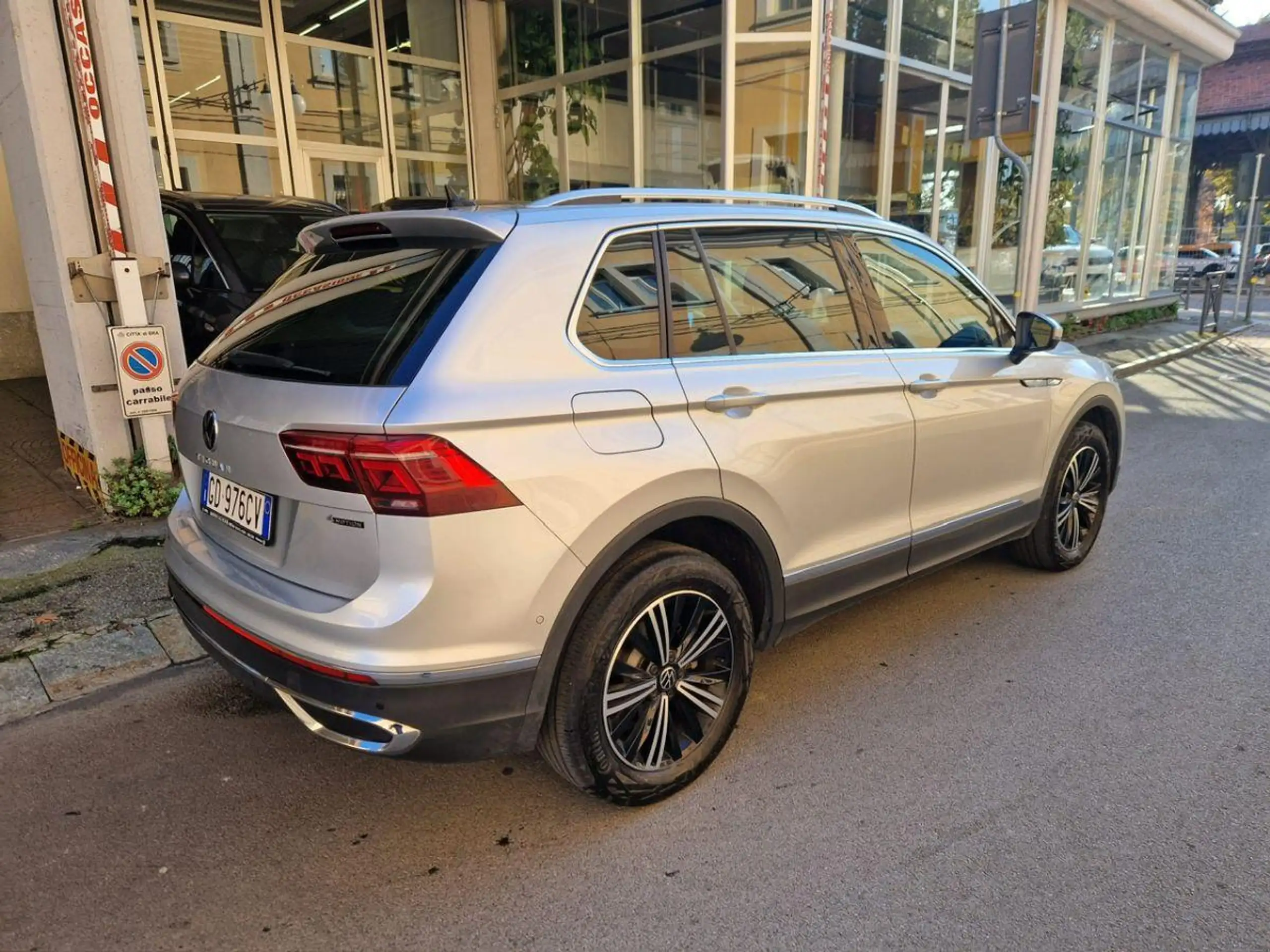 Volkswagen - Tiguan