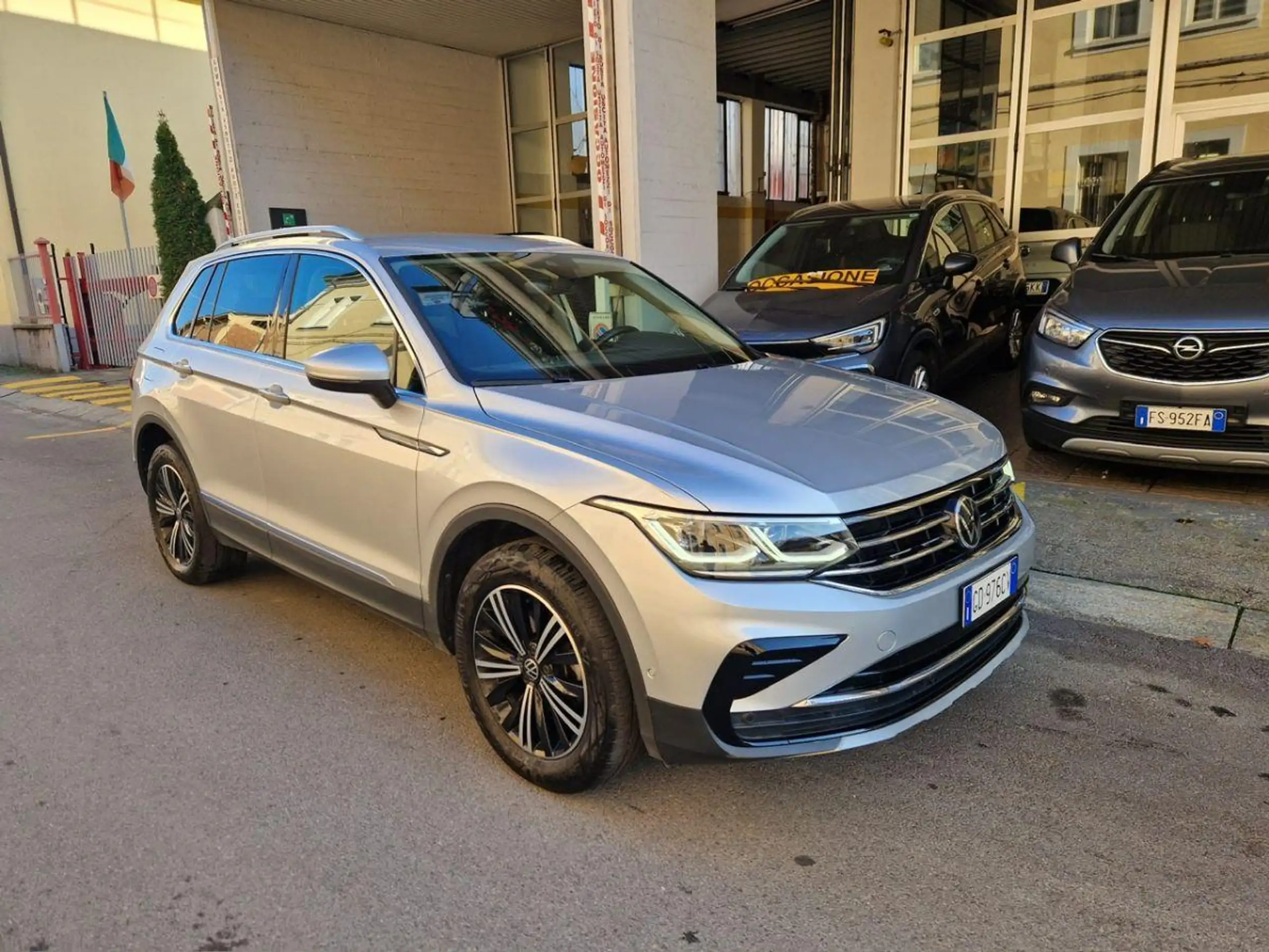 Volkswagen - Tiguan