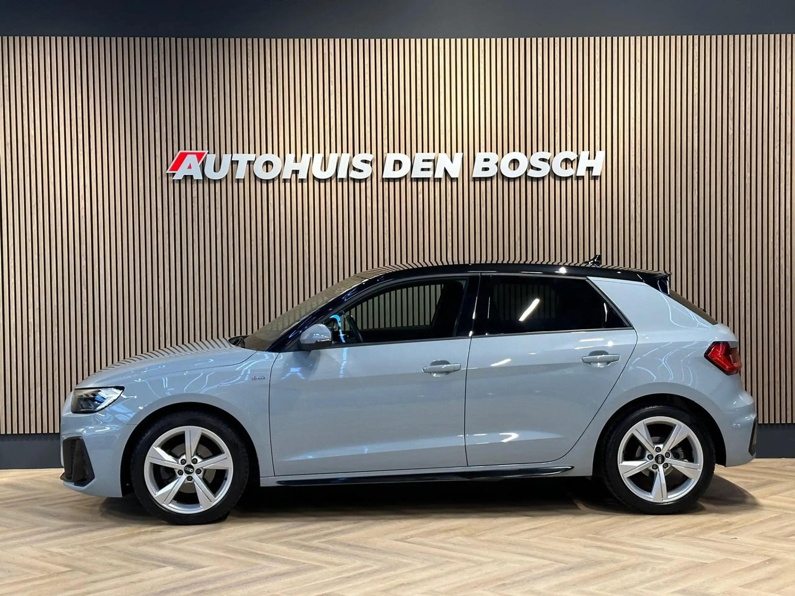 Audi - A1