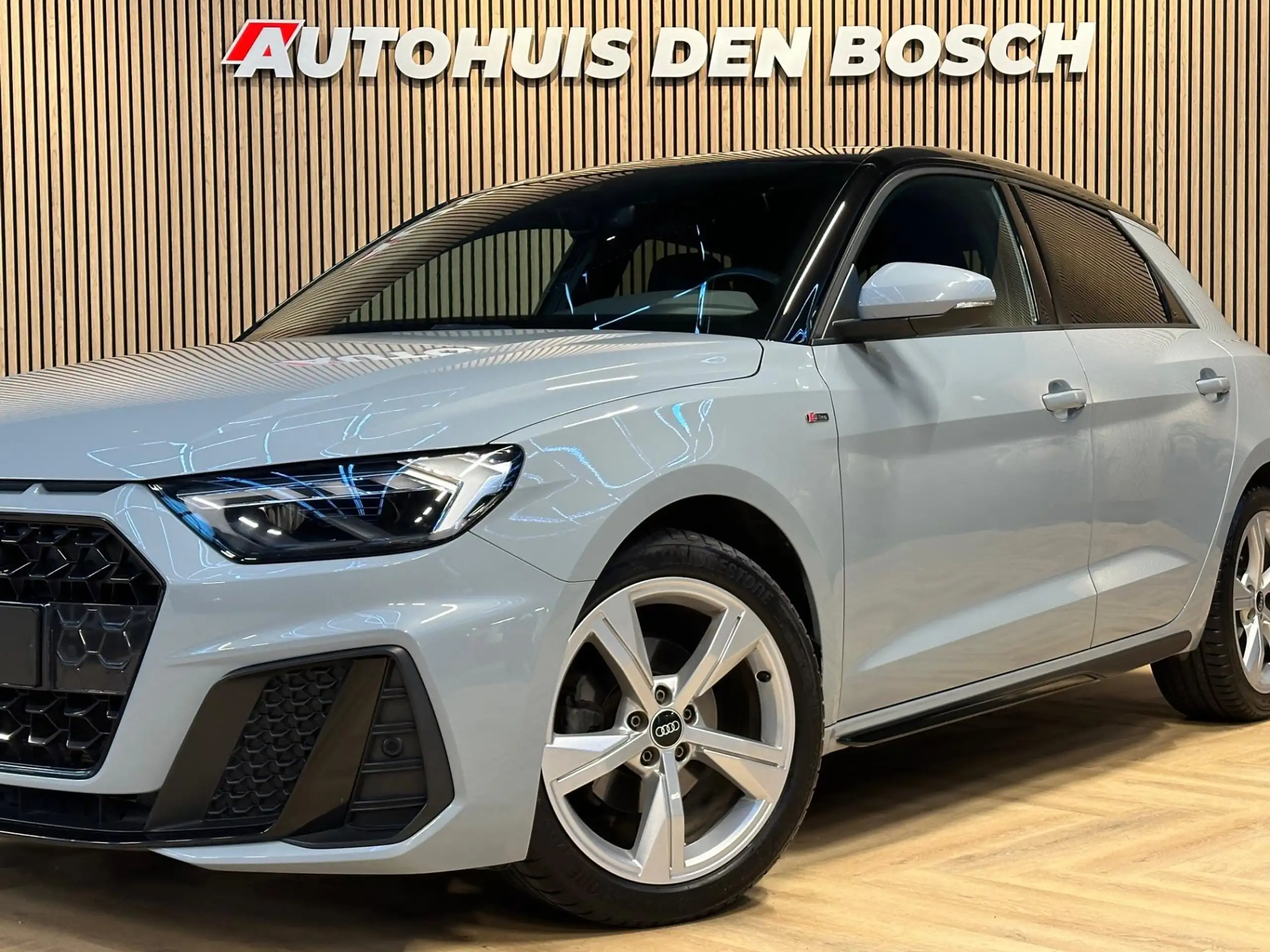 Audi - A1