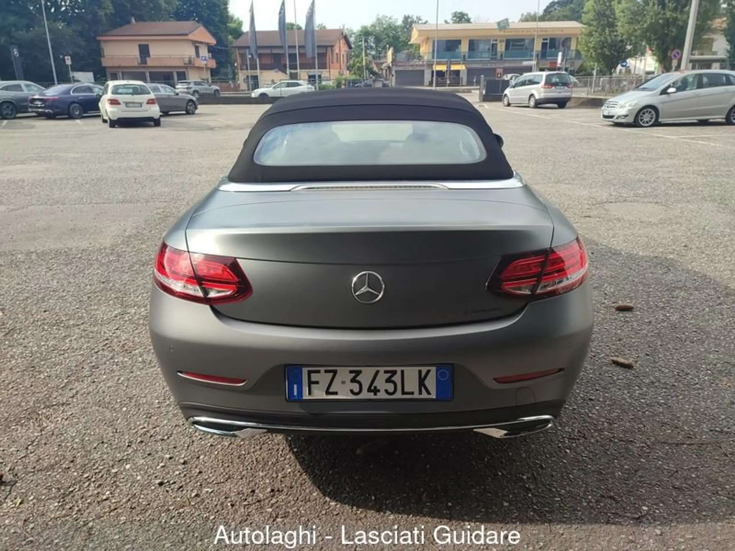 Mercedes-Benz - C 220