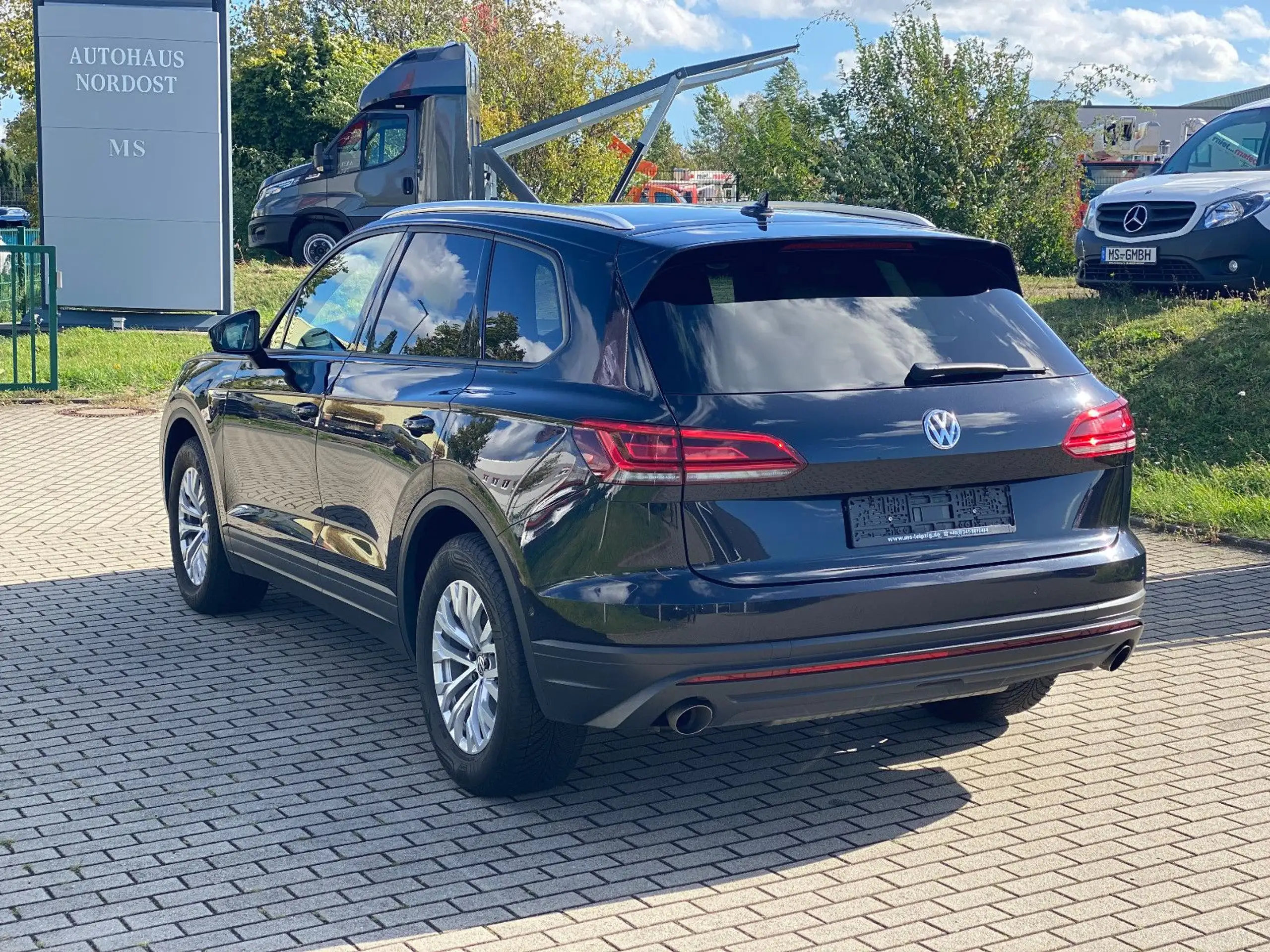 Volkswagen - Touareg