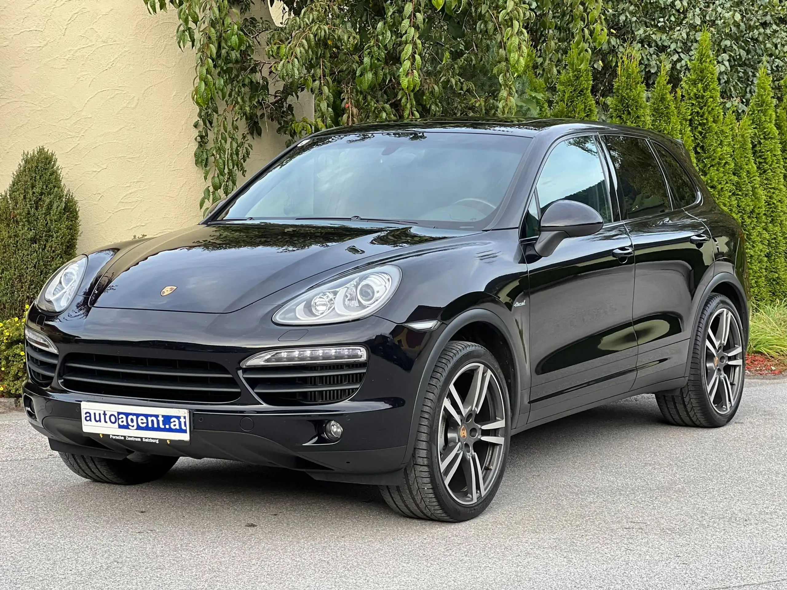 Porsche - Cayenne