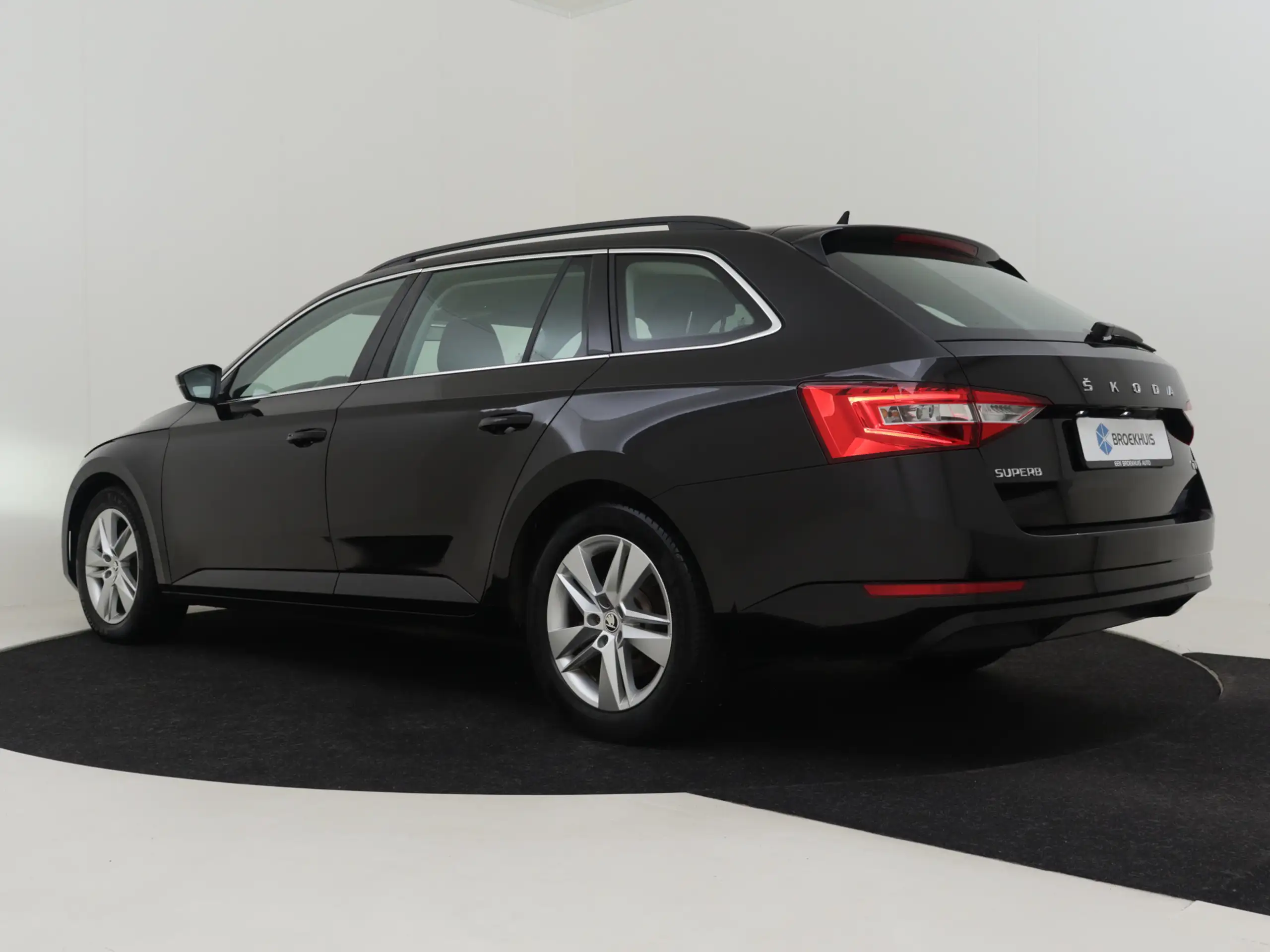 Skoda - Superb