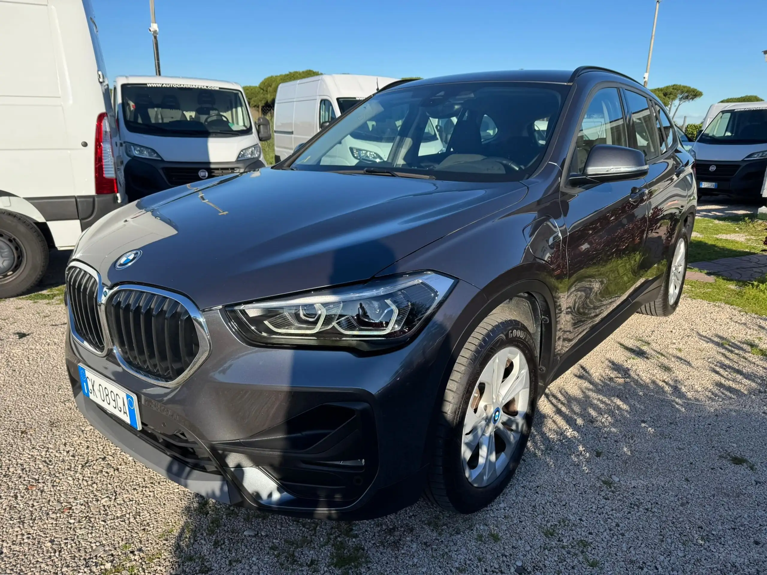 BMW - X1