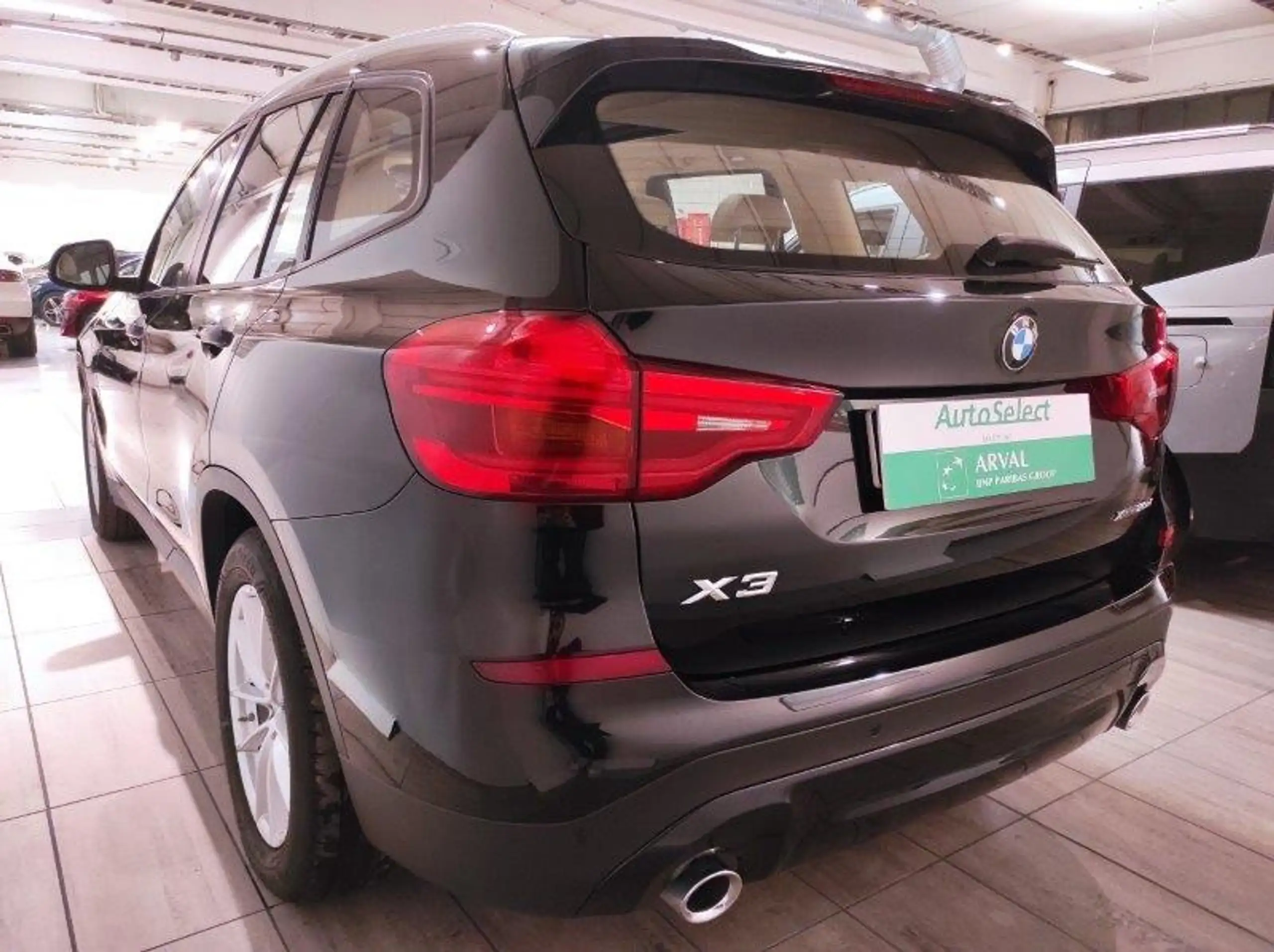 BMW - X3