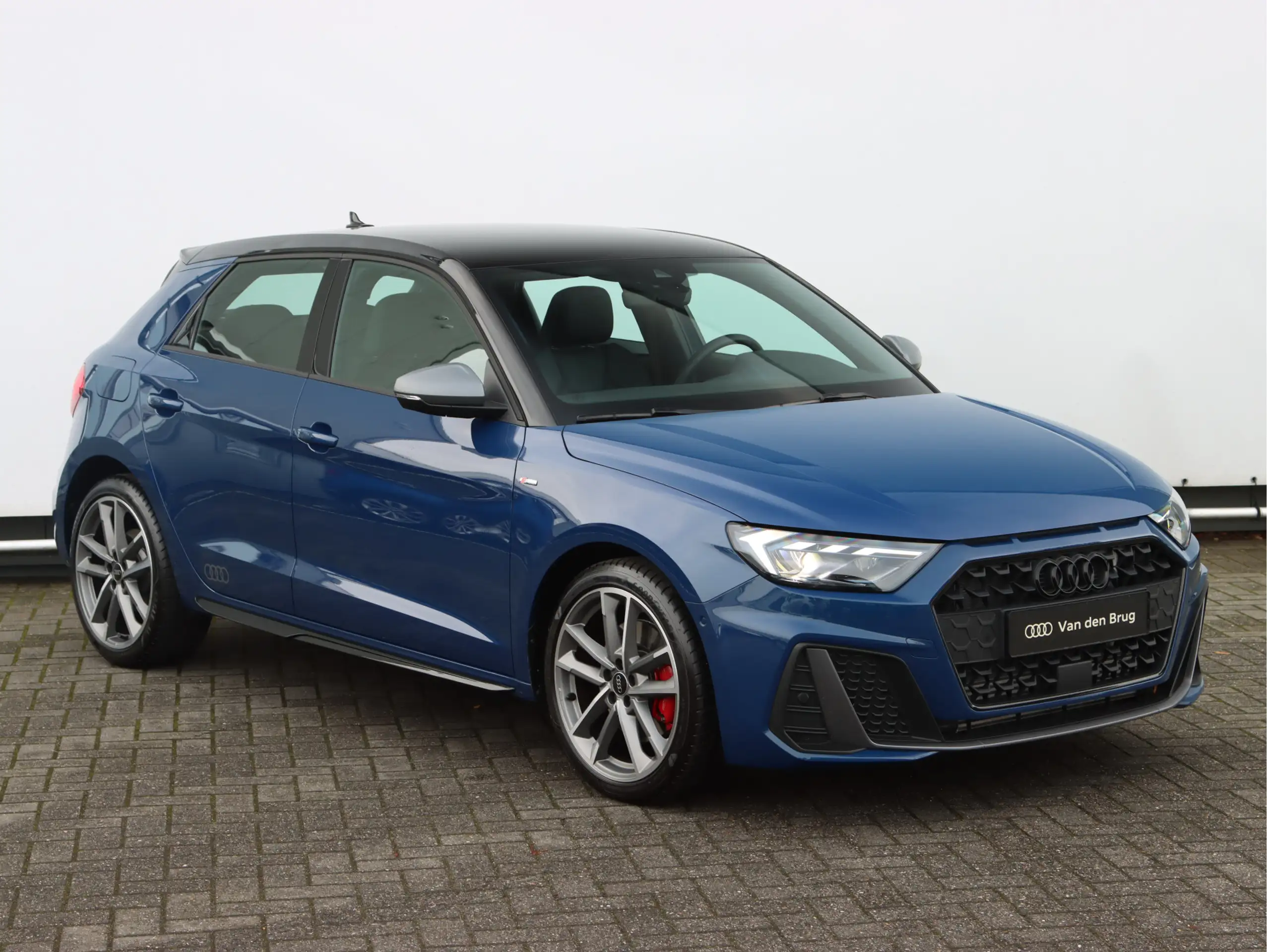 Audi - A1