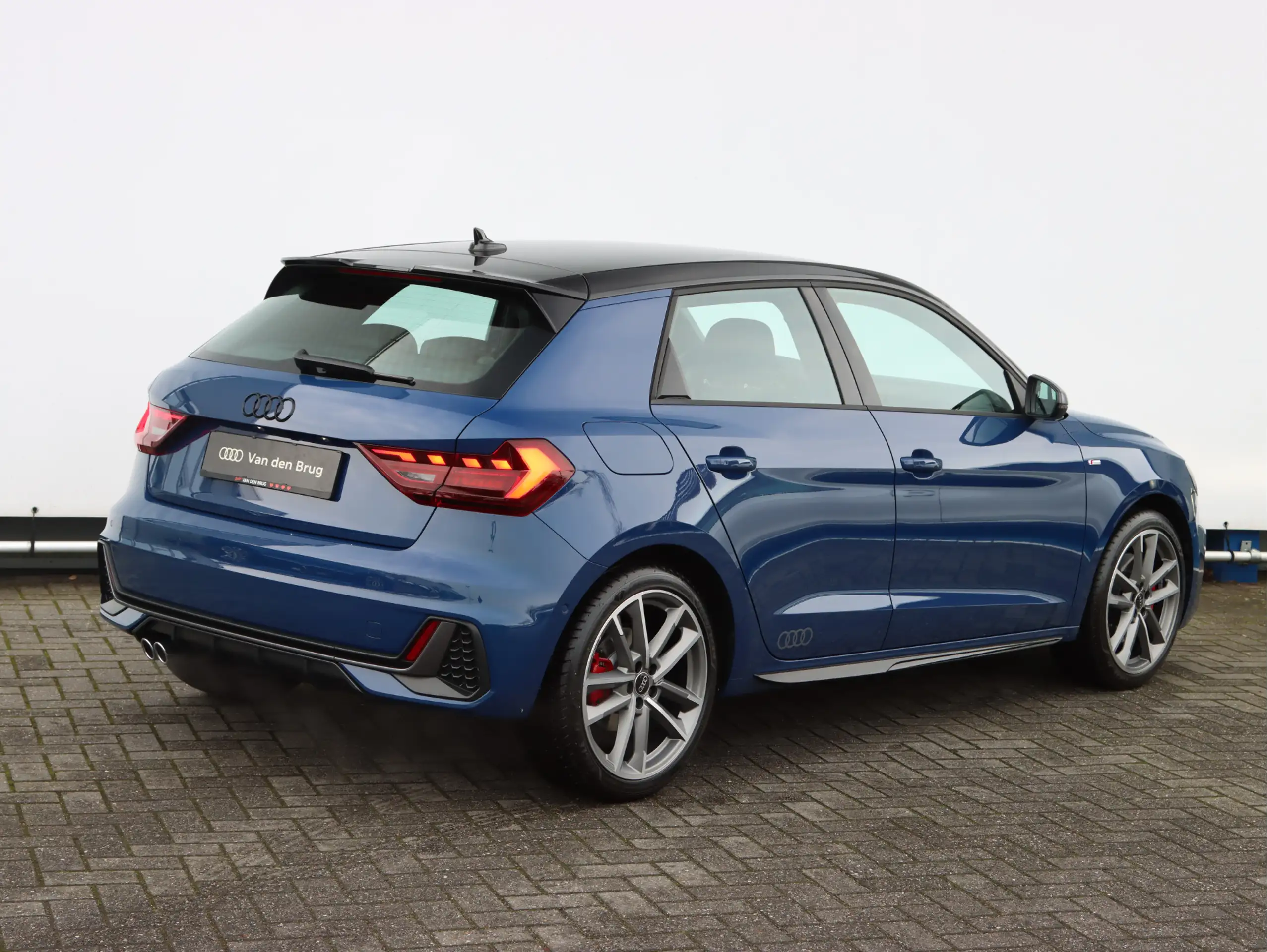 Audi - A1