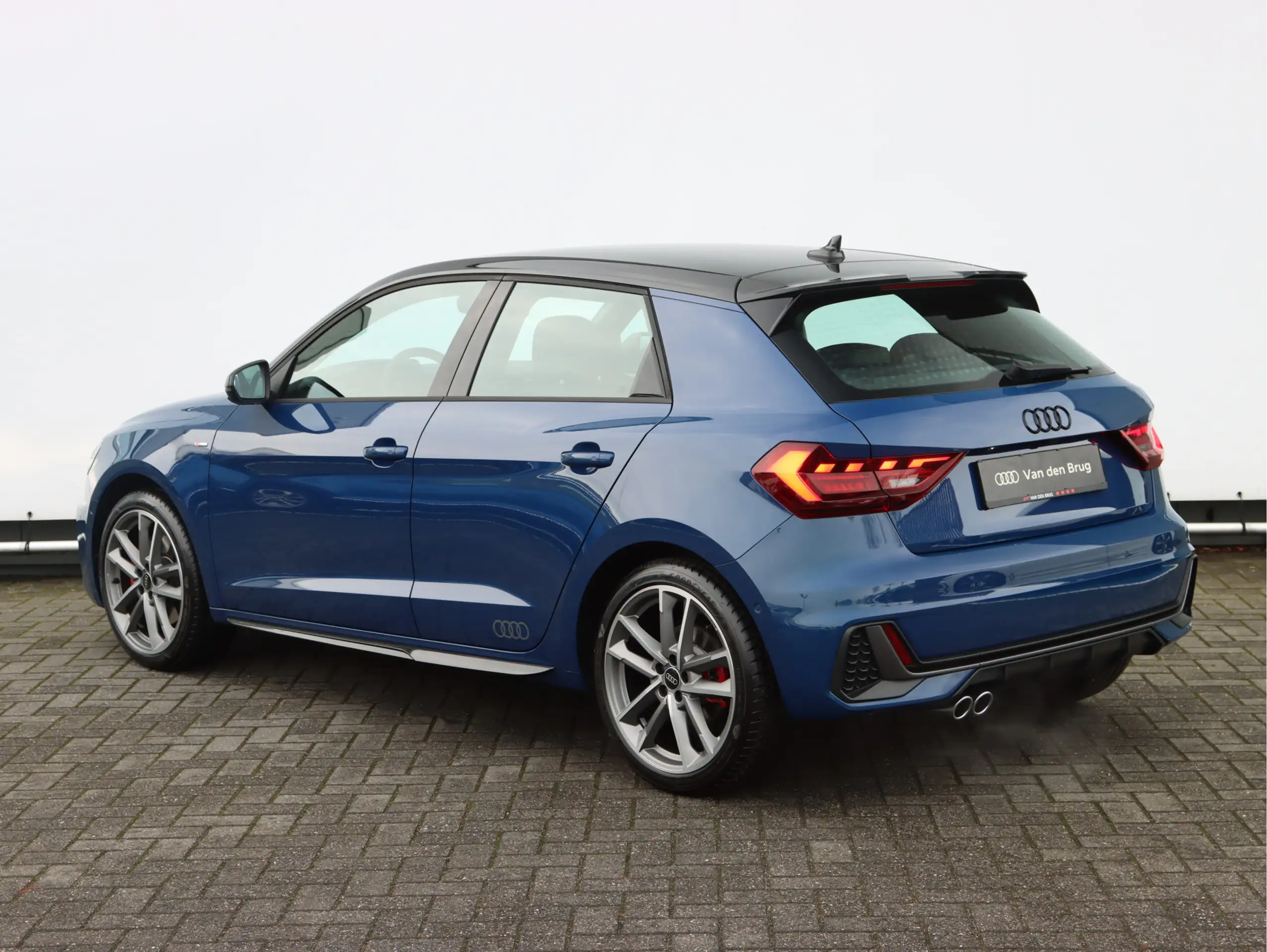 Audi - A1