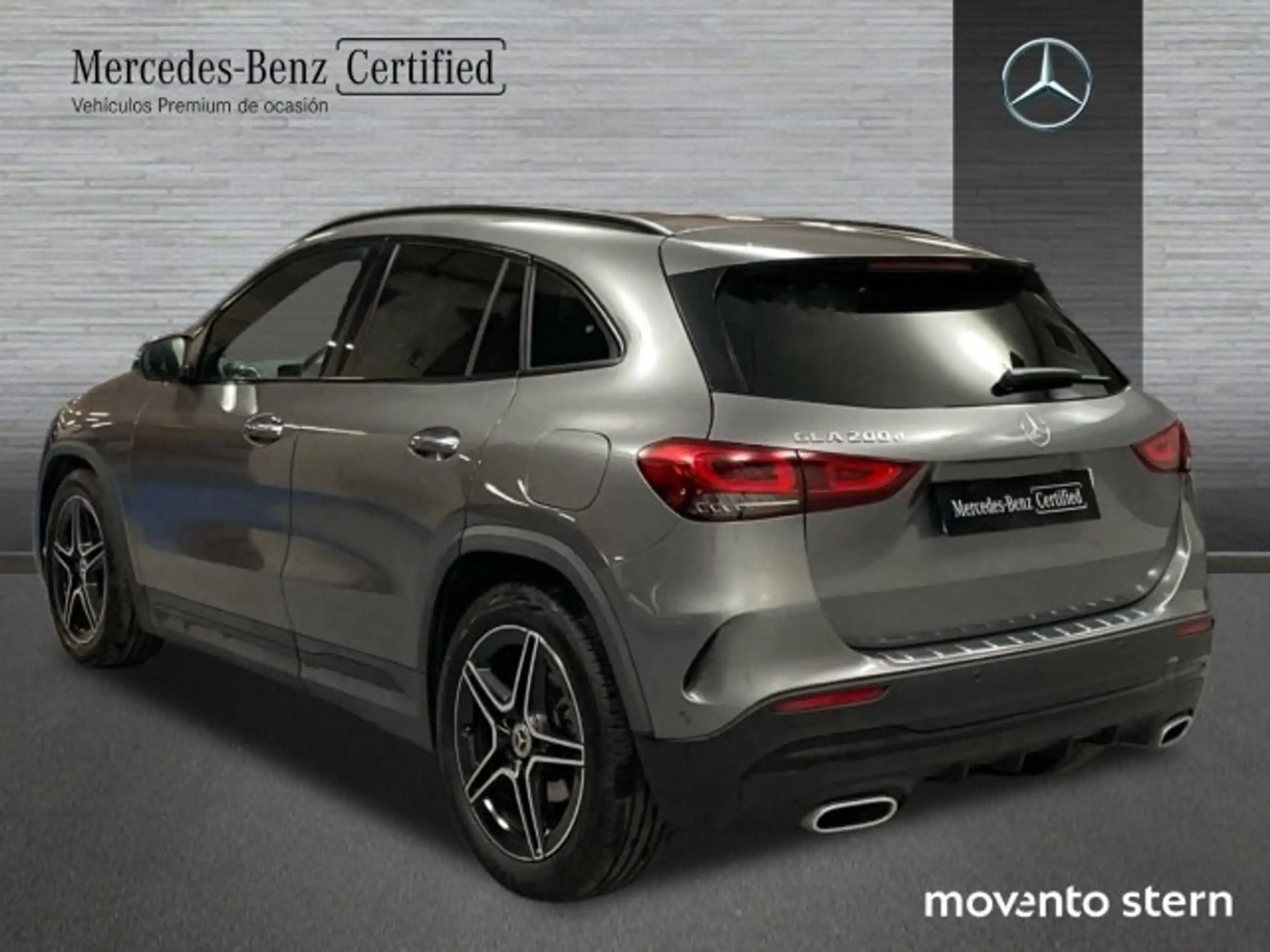 Mercedes-Benz - GLA 200