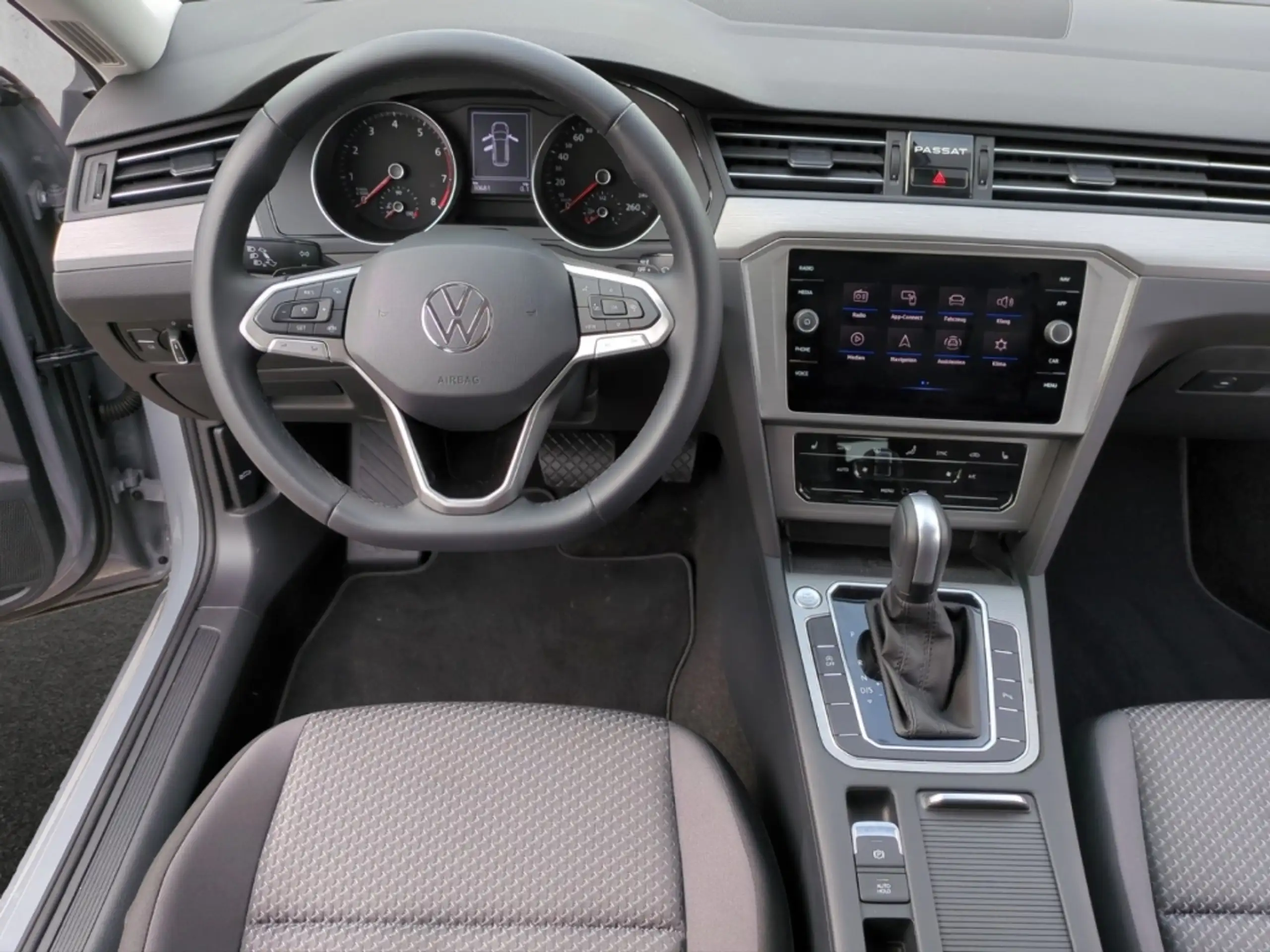 Volkswagen - Passat Variant