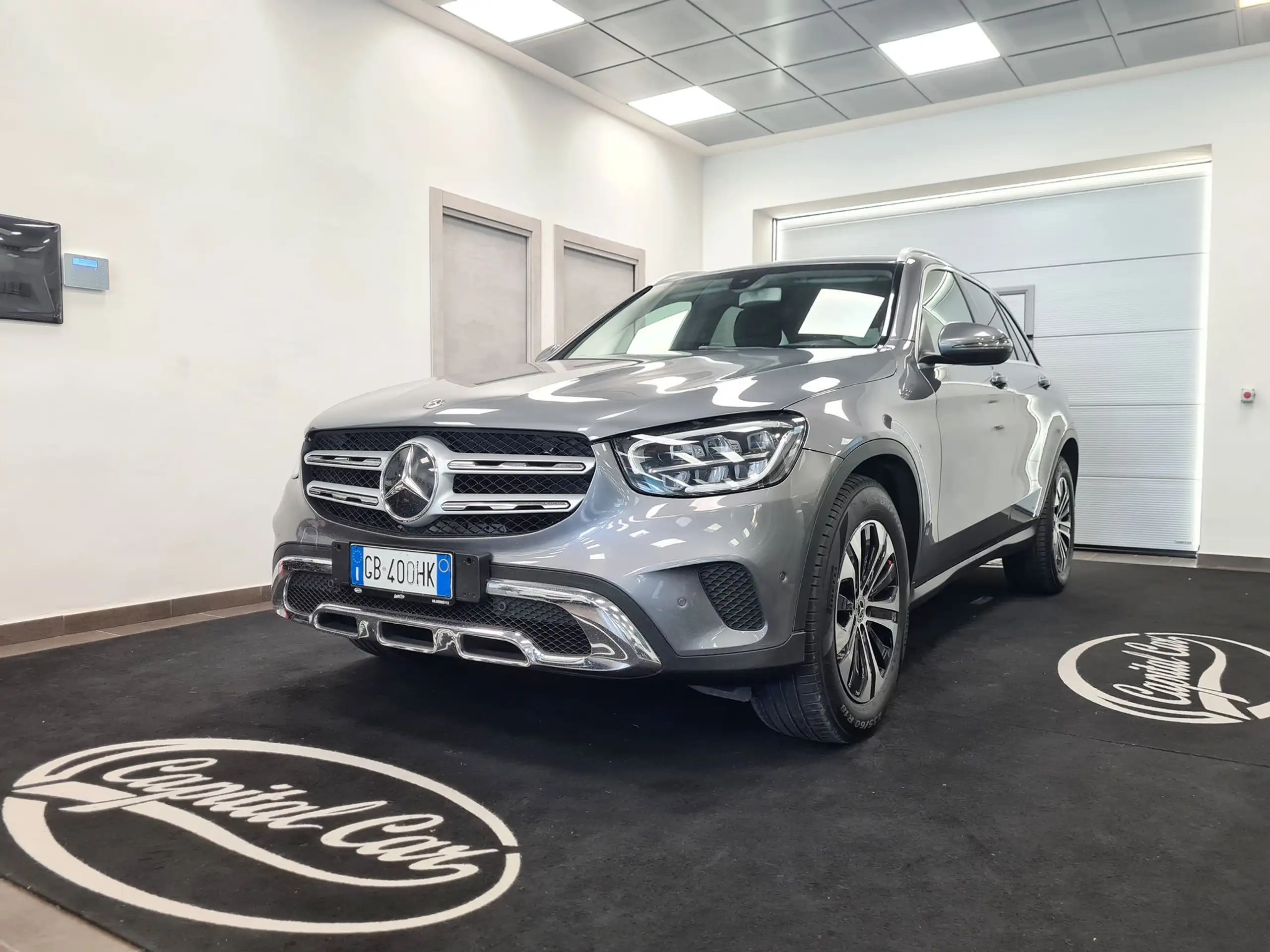 Mercedes-Benz - GLC 200