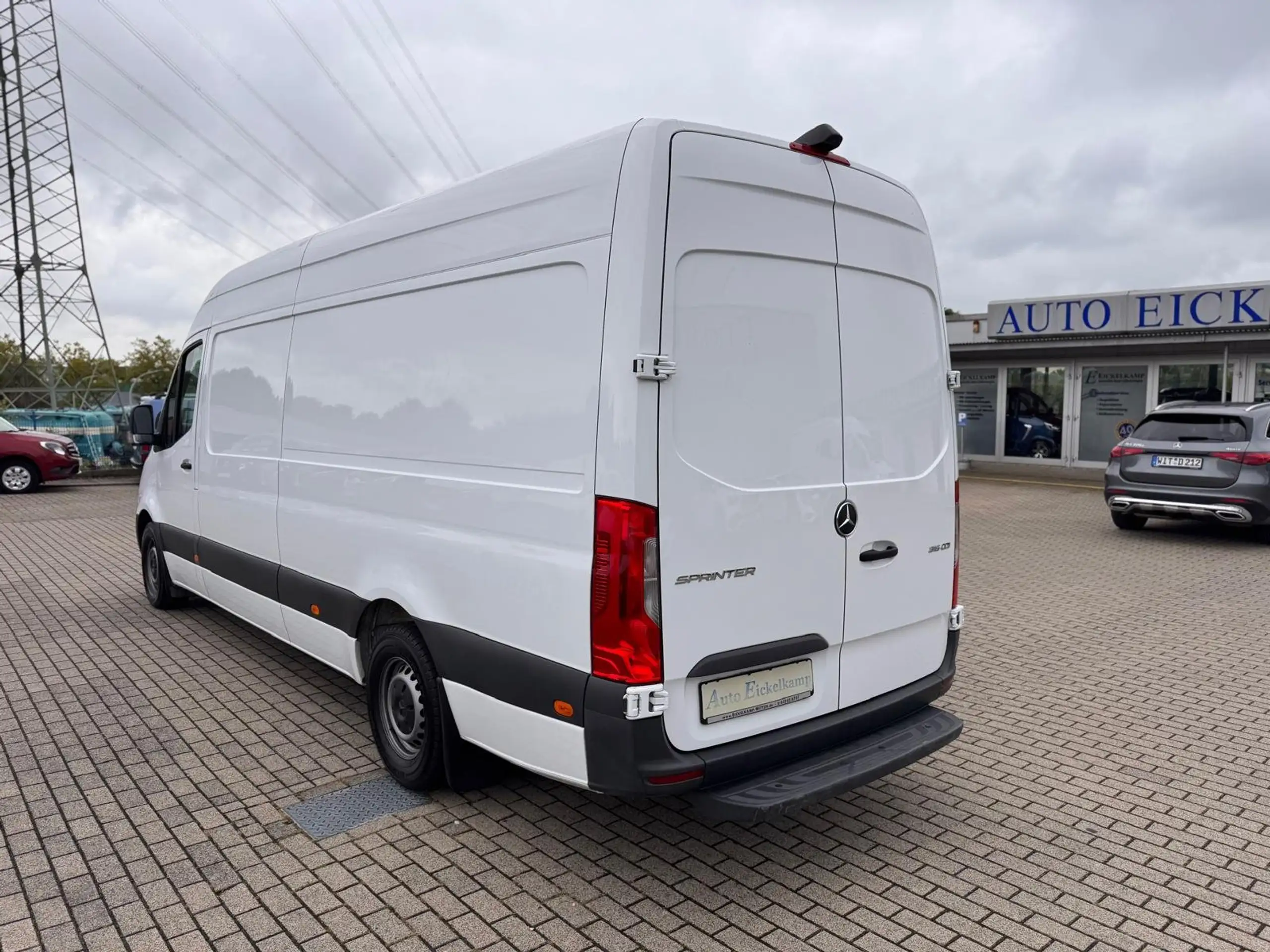 Mercedes-Benz - Sprinter