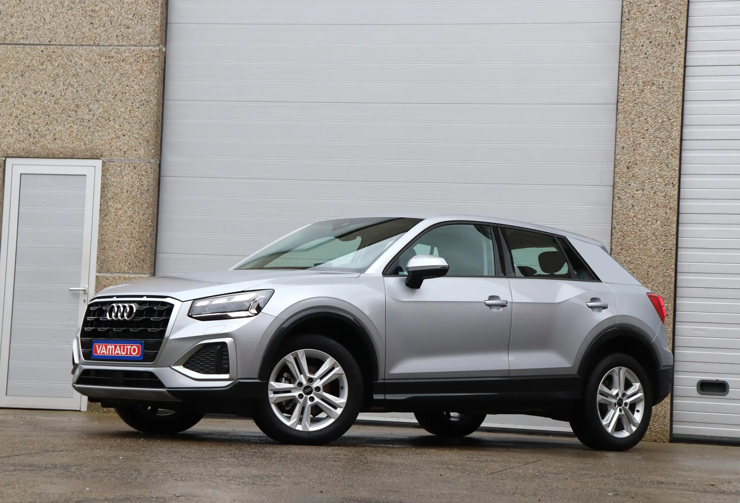 Audi - Q2