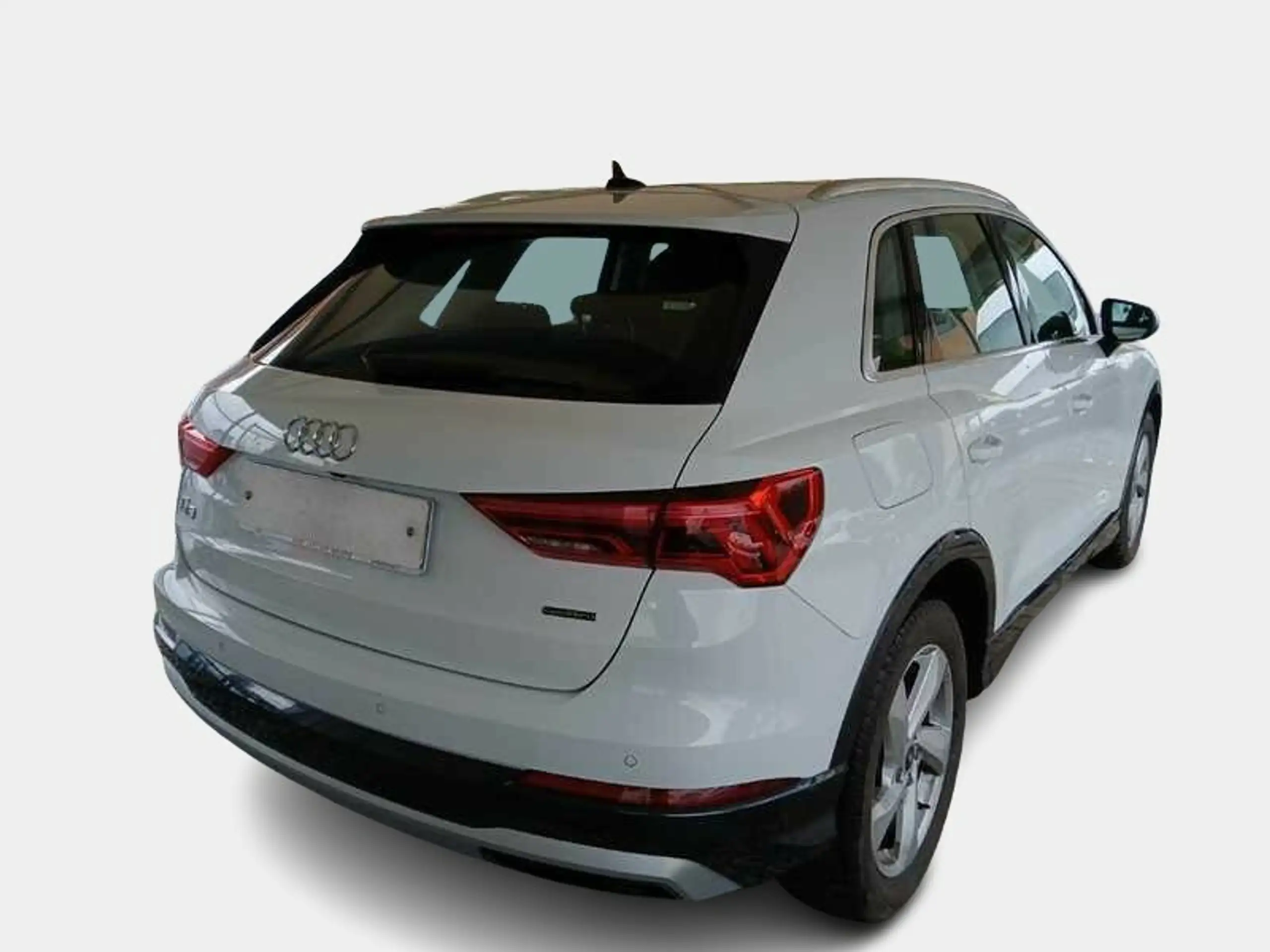 Audi - Q3