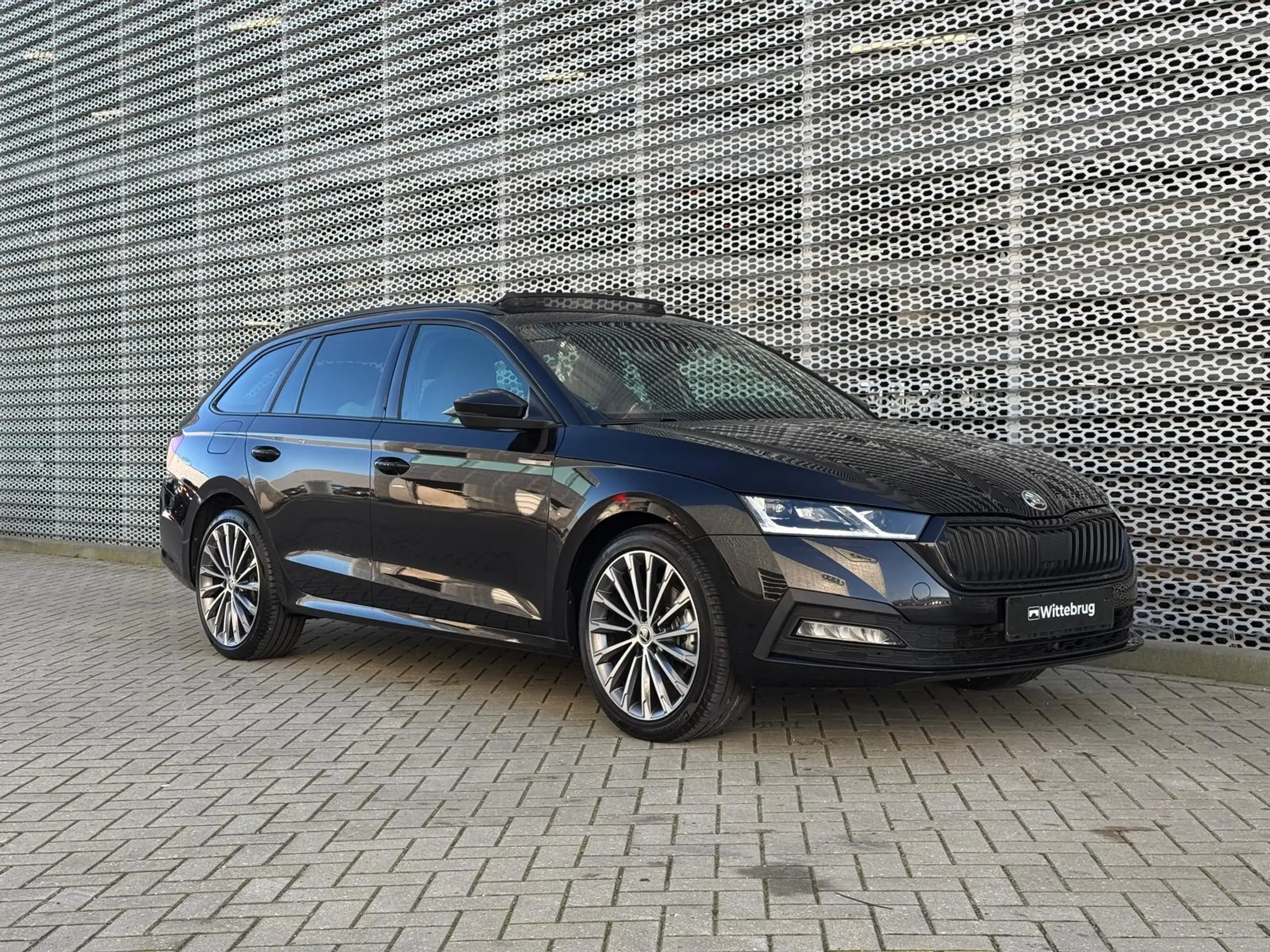 Skoda - Octavia