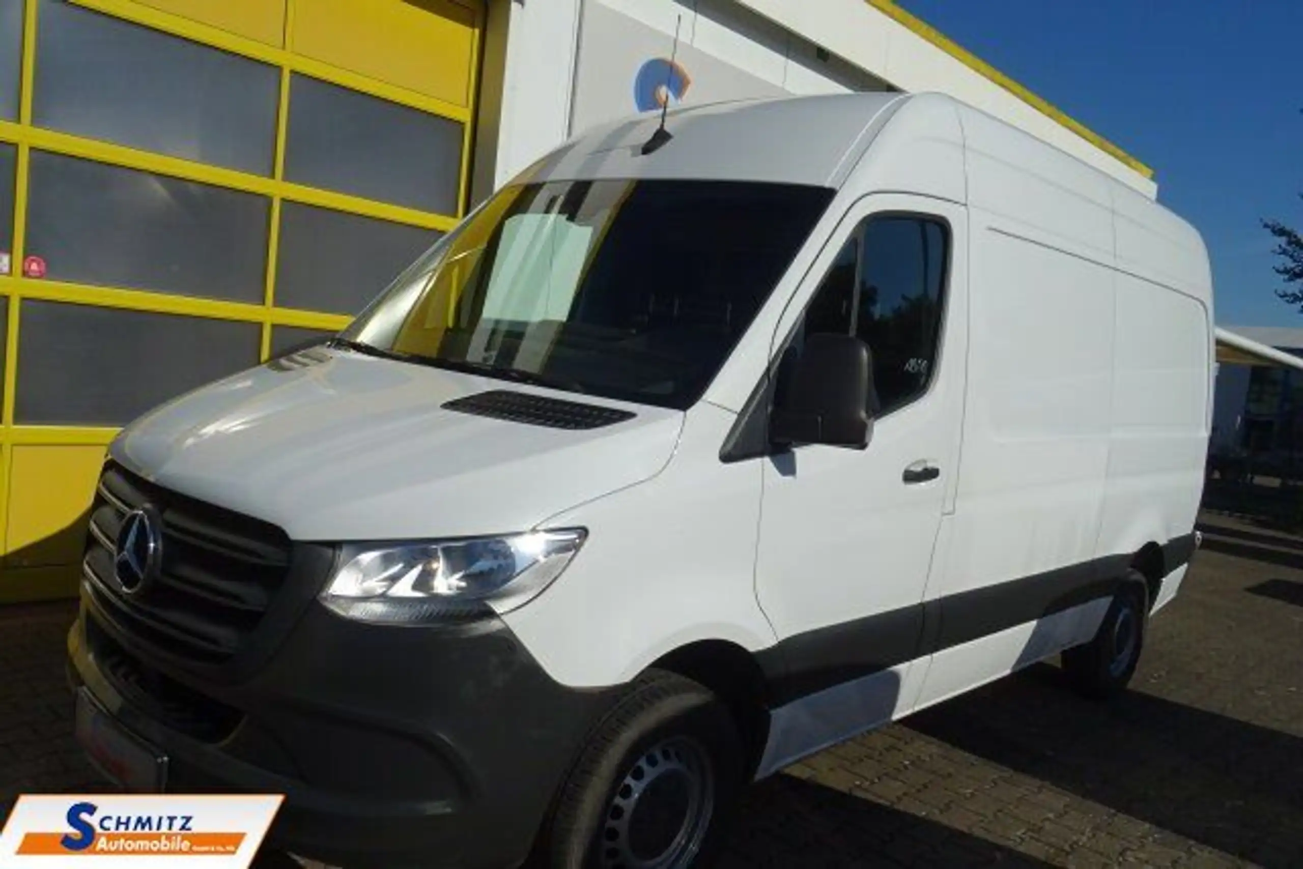 Mercedes-Benz - Sprinter