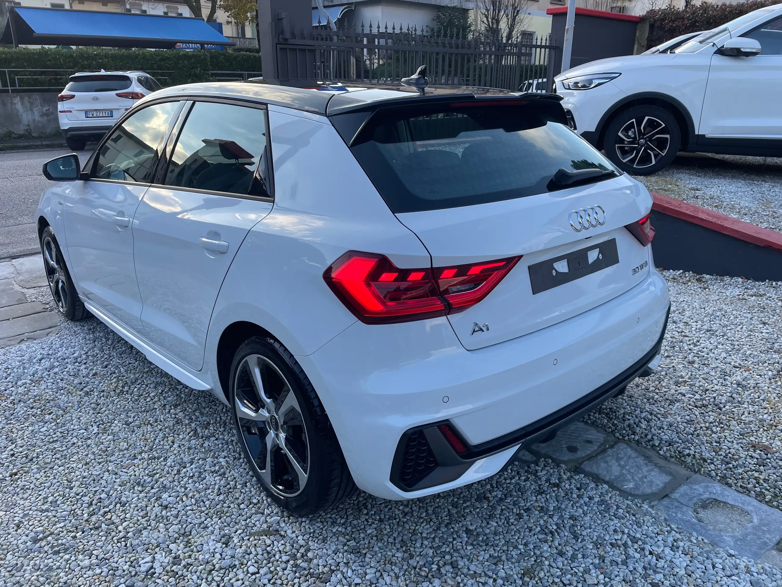 Audi - A1