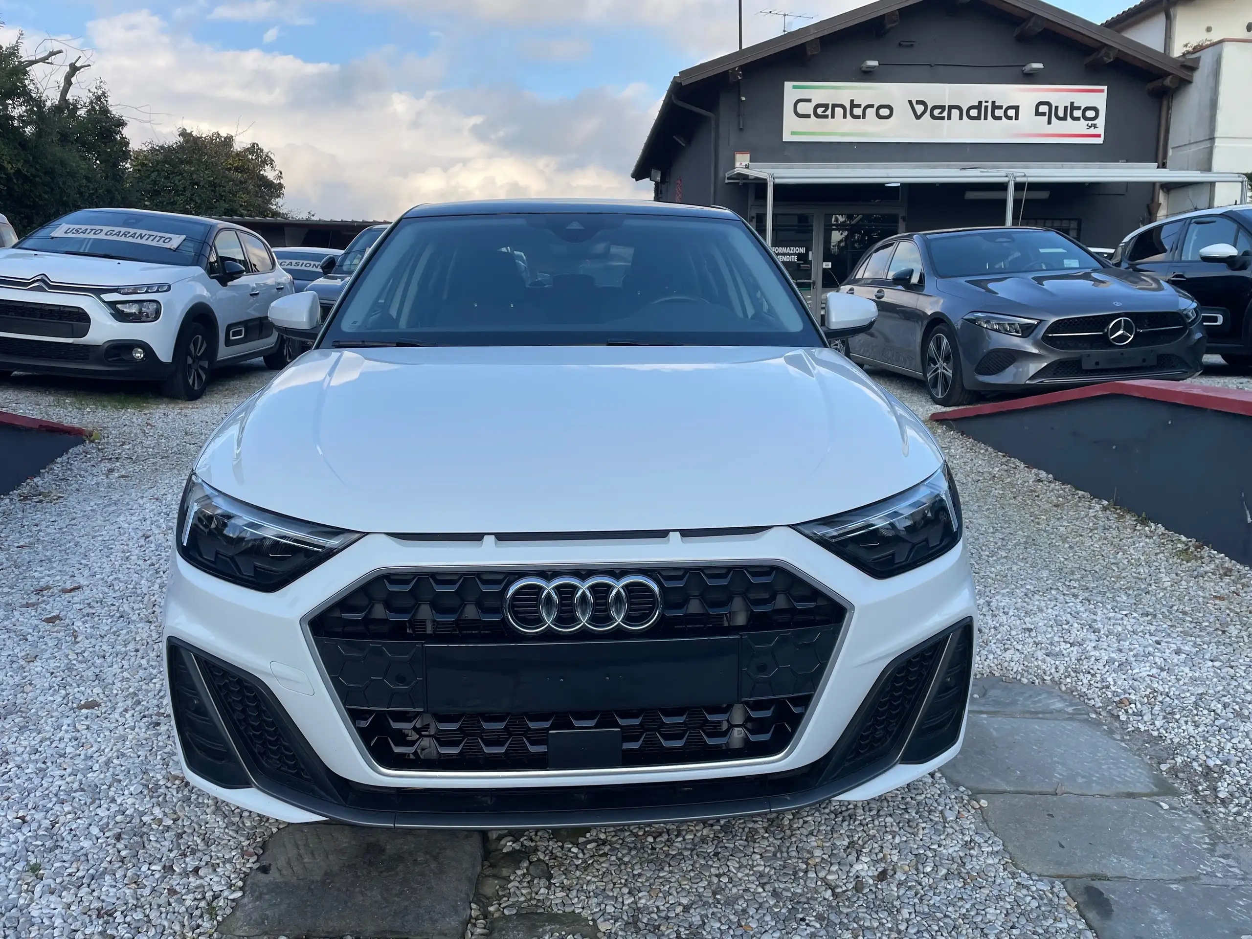 Audi - A1