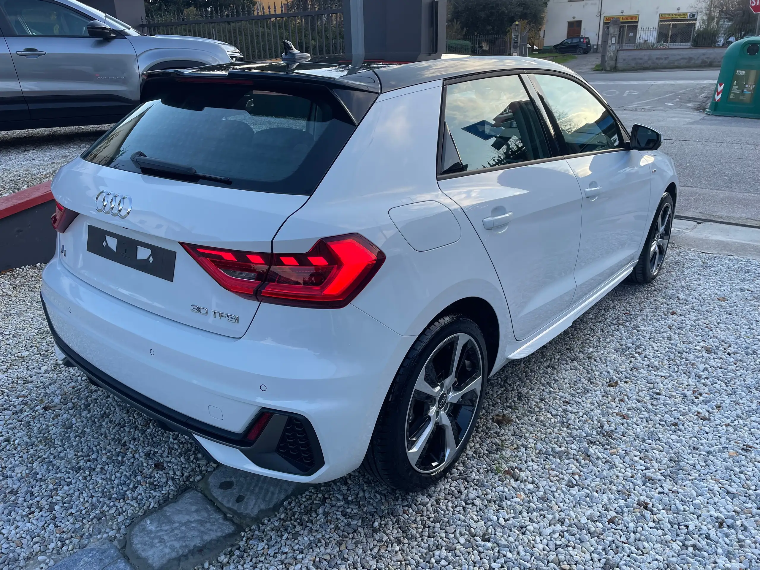 Audi - A1