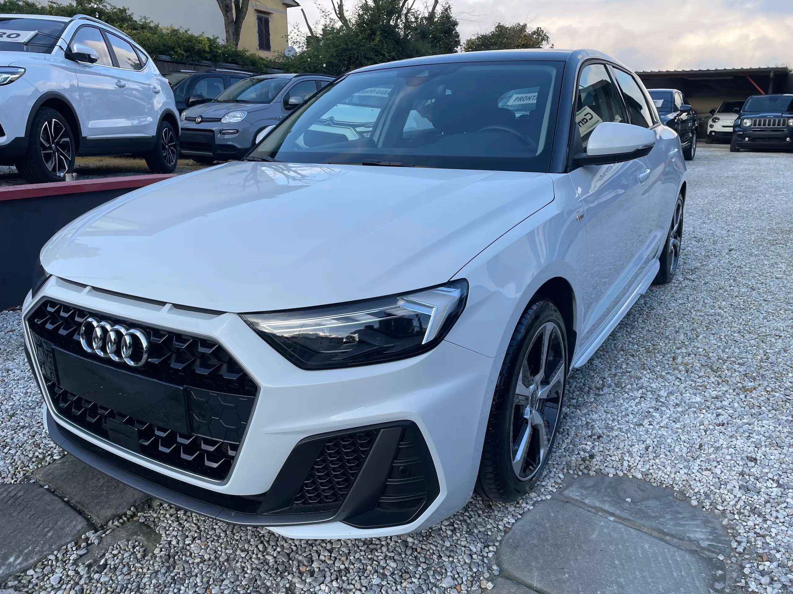 Audi - A1