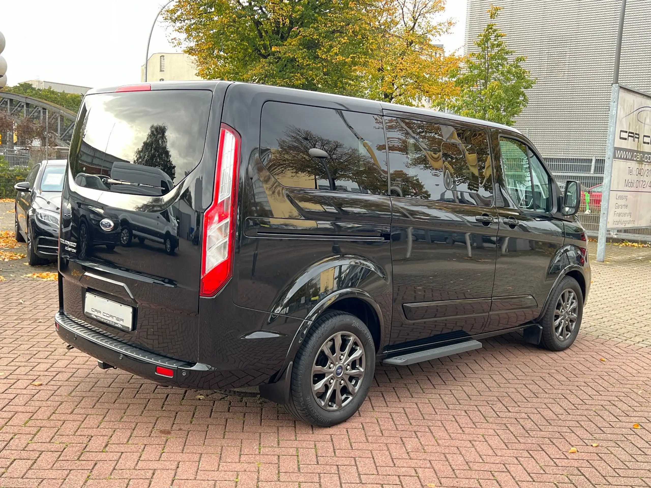 Ford - Tourneo Custom