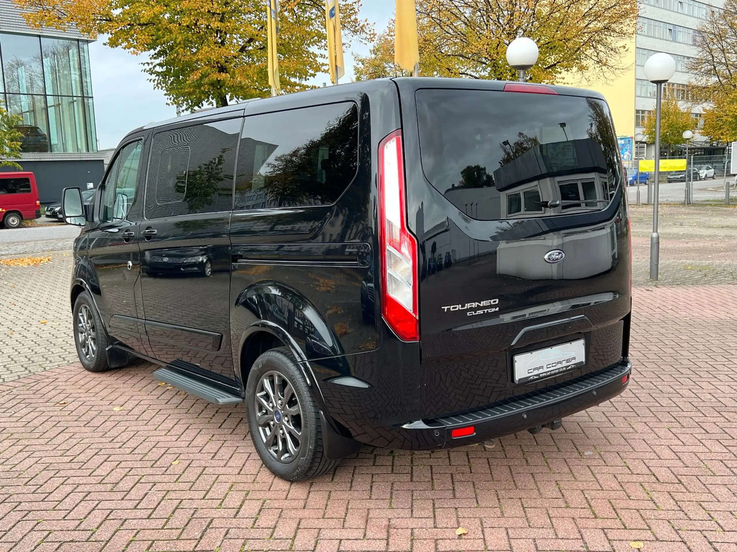 Ford - Tourneo Custom