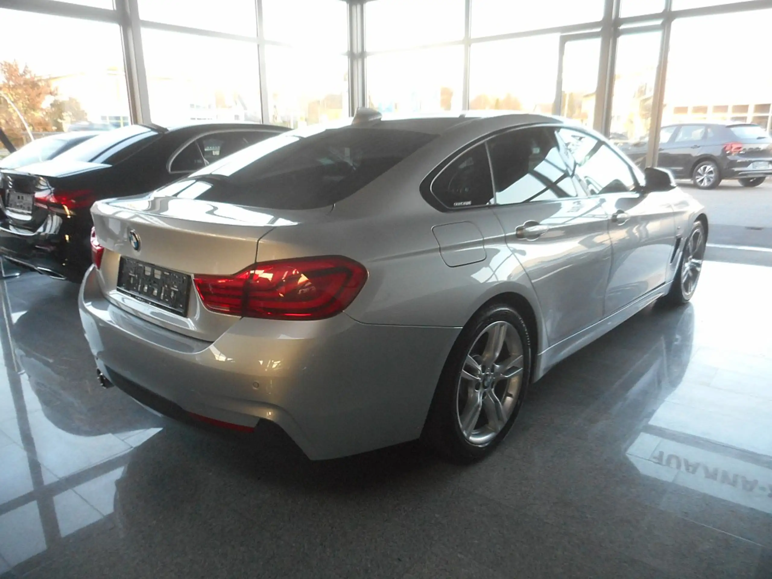 BMW - 420