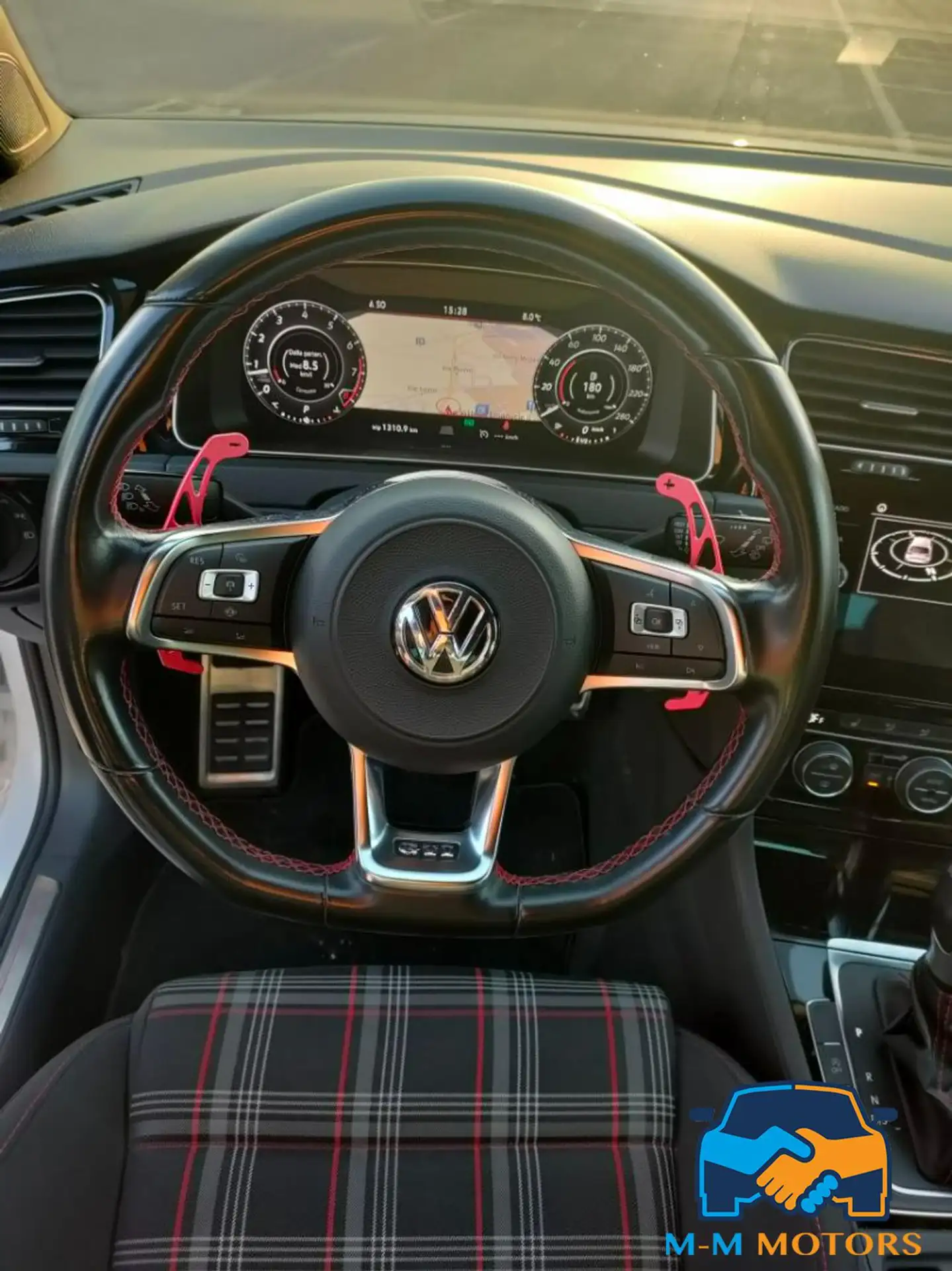 Volkswagen - Golf GTI