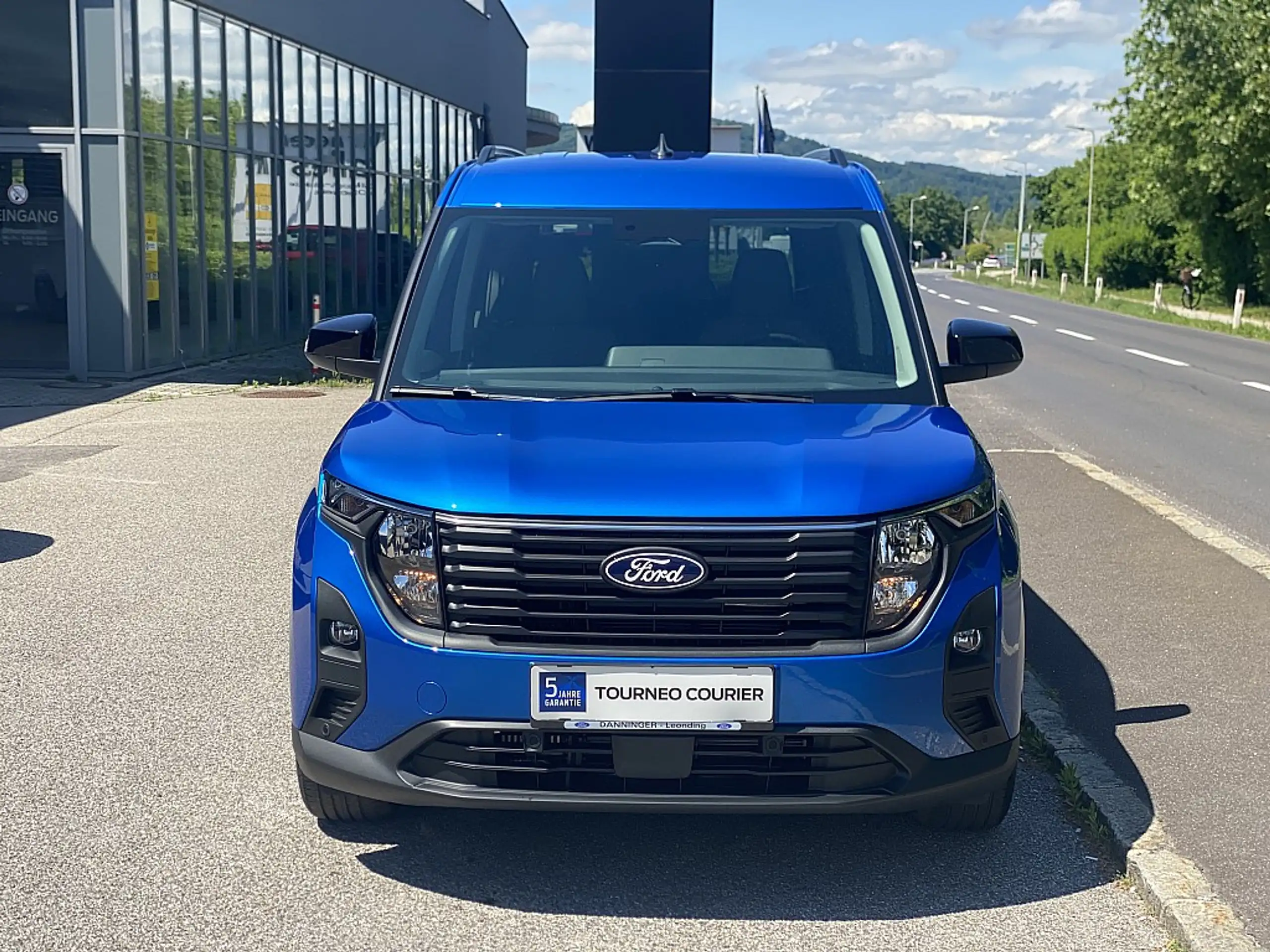 Ford Tourneo Courier 2024