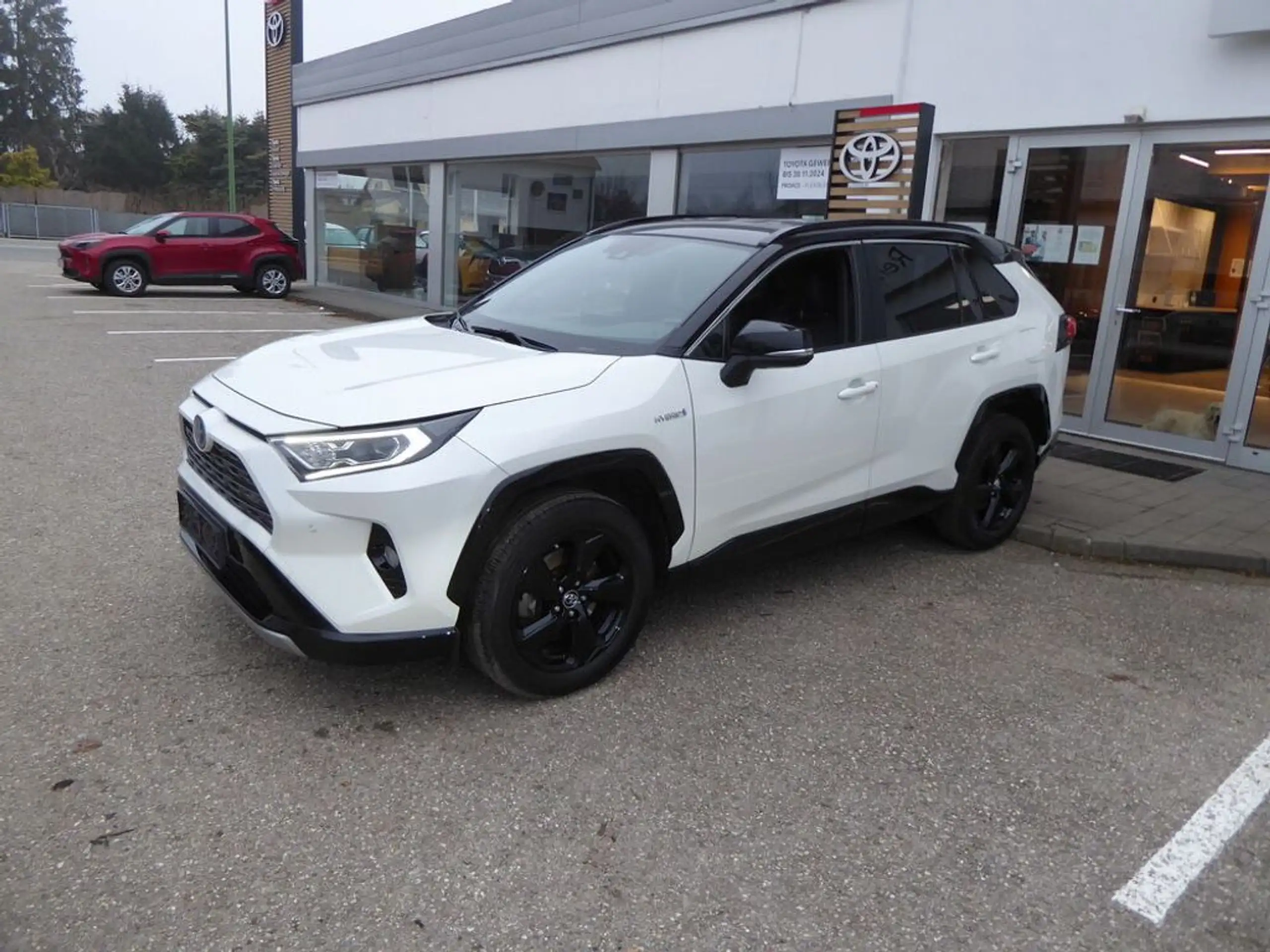 Toyota - RAV 4