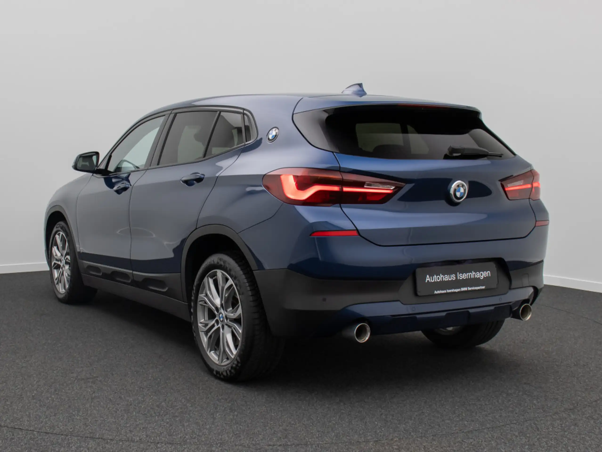 BMW - X2