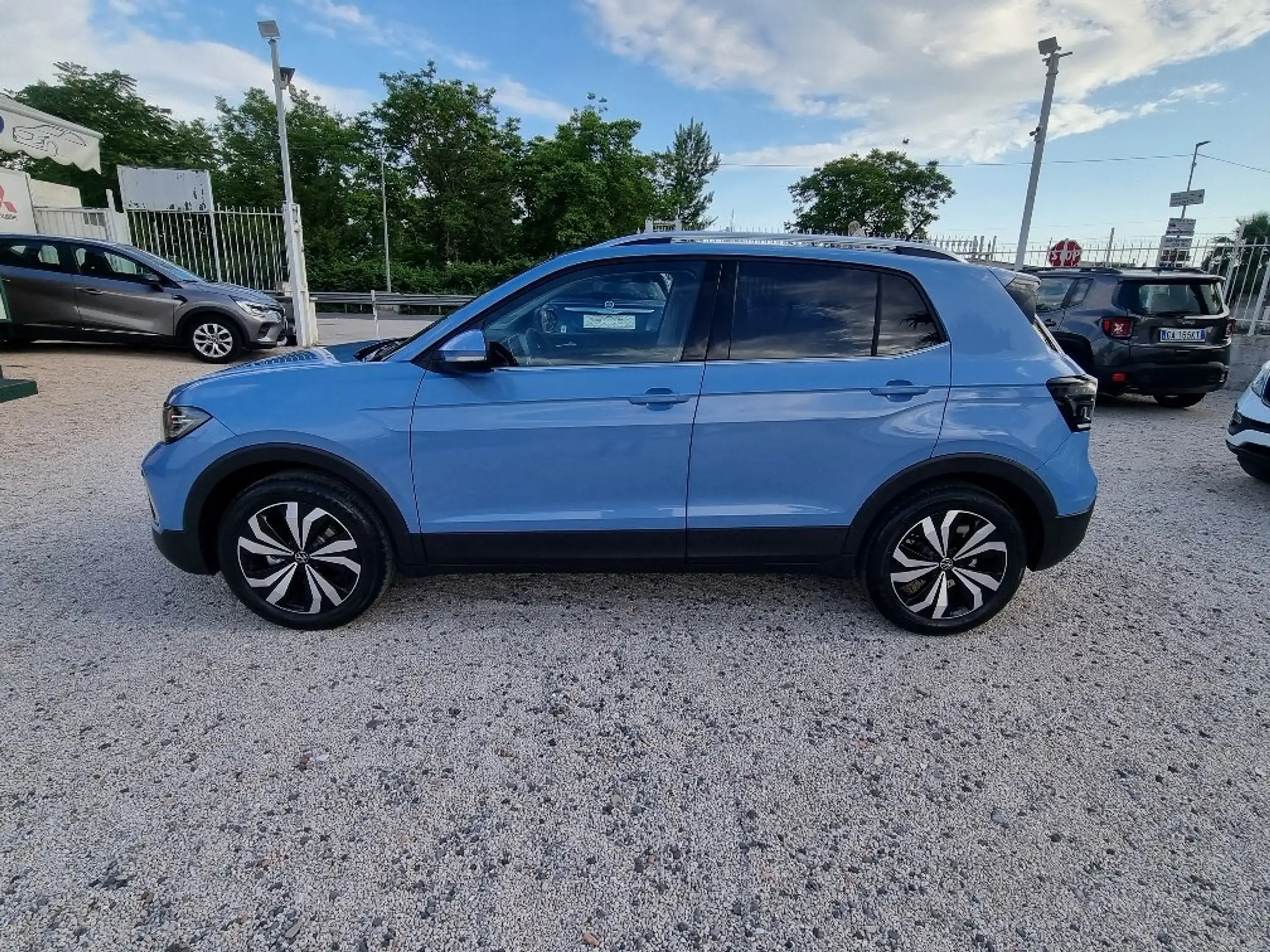 Volkswagen - T-Cross