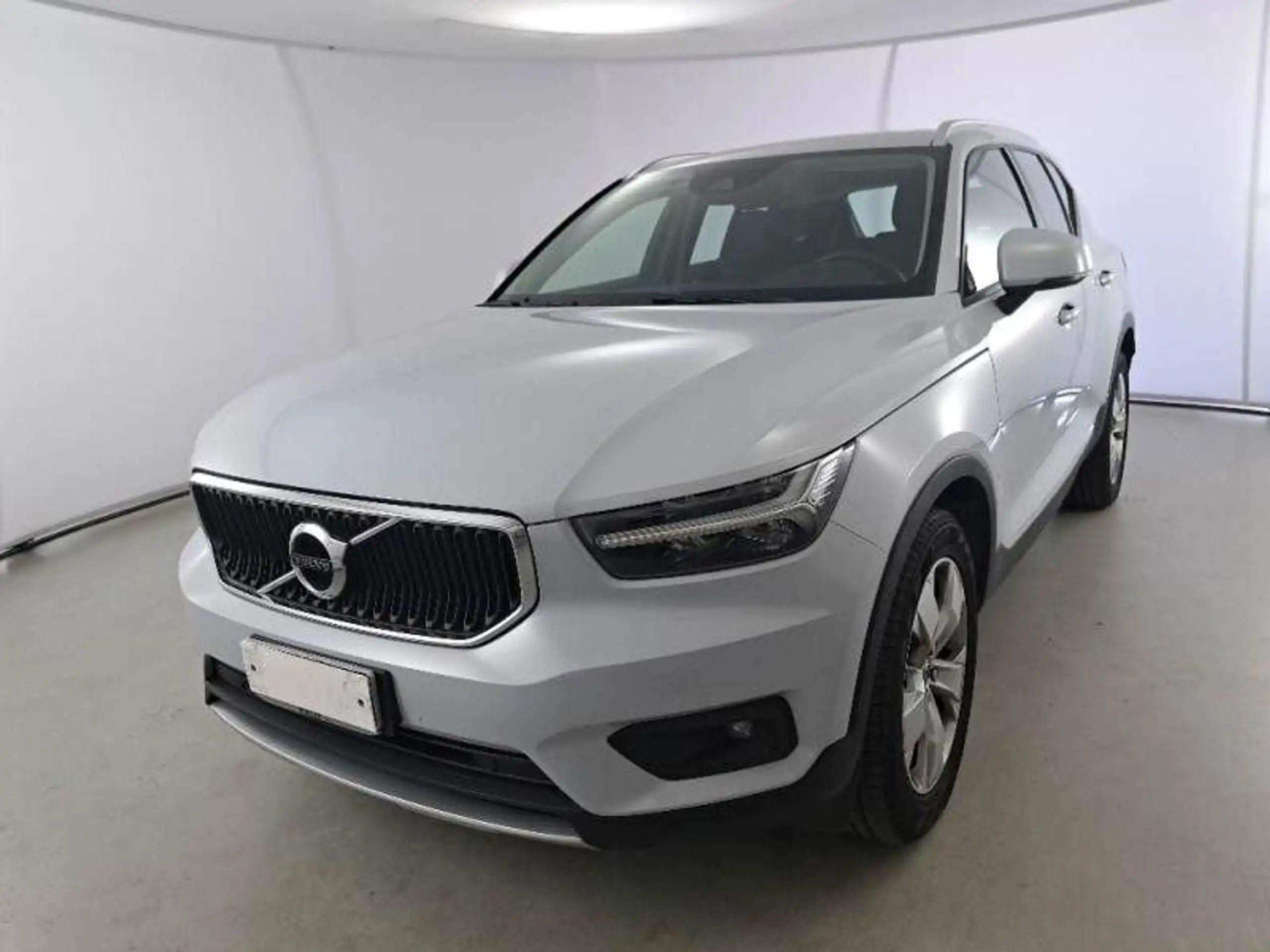 Volvo - XC40