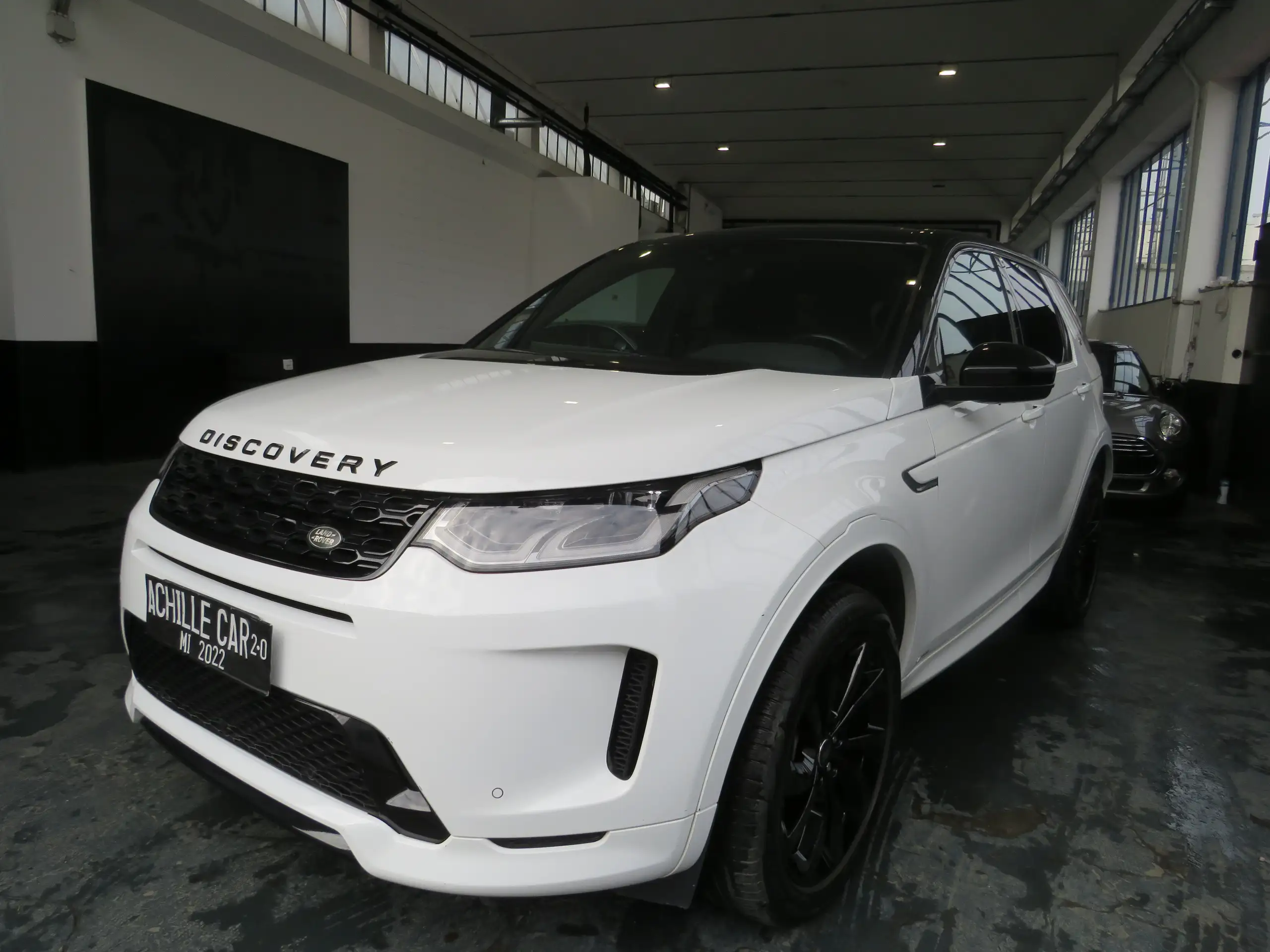 Land Rover - Discovery Sport