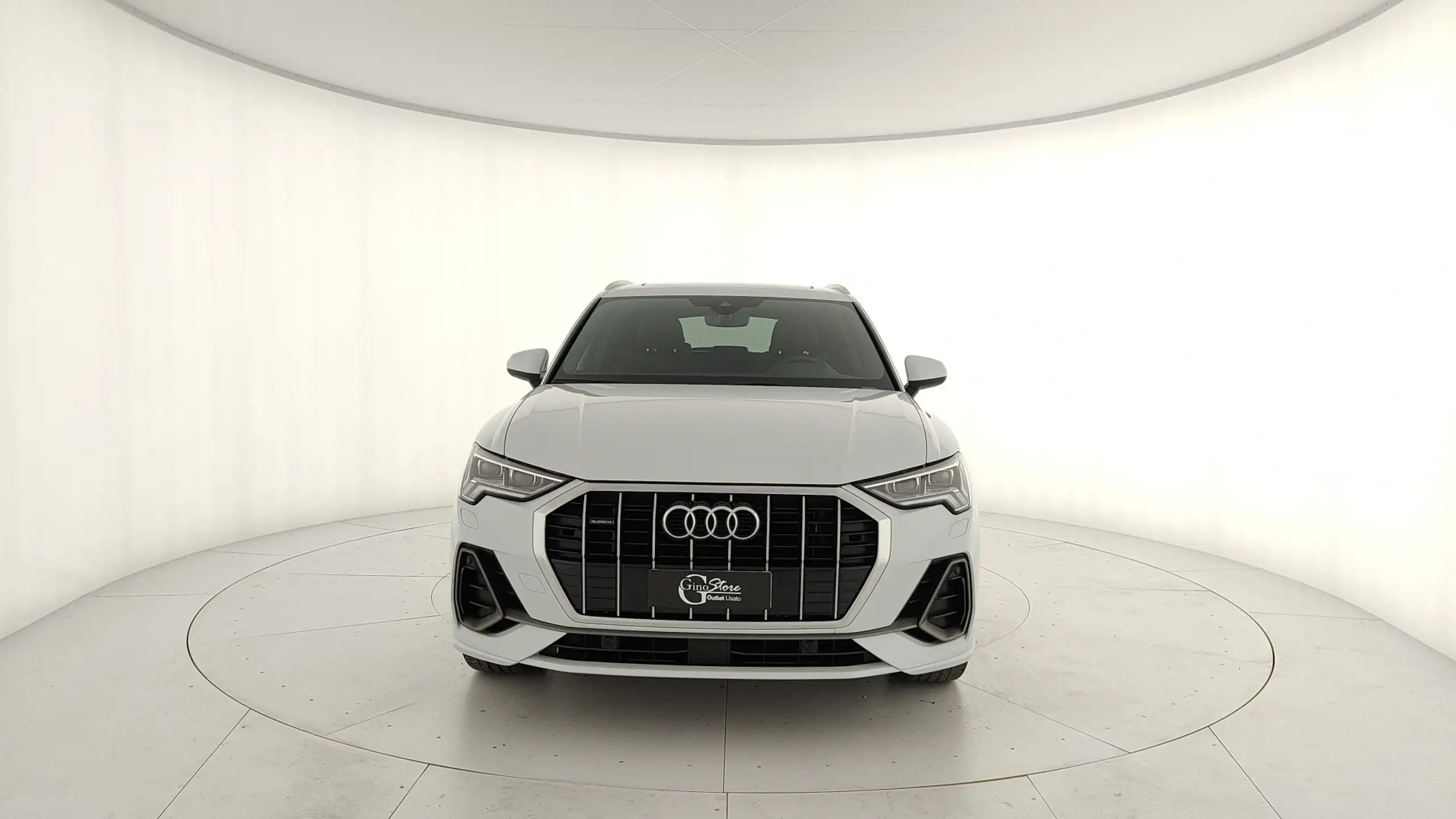 Audi - Q3