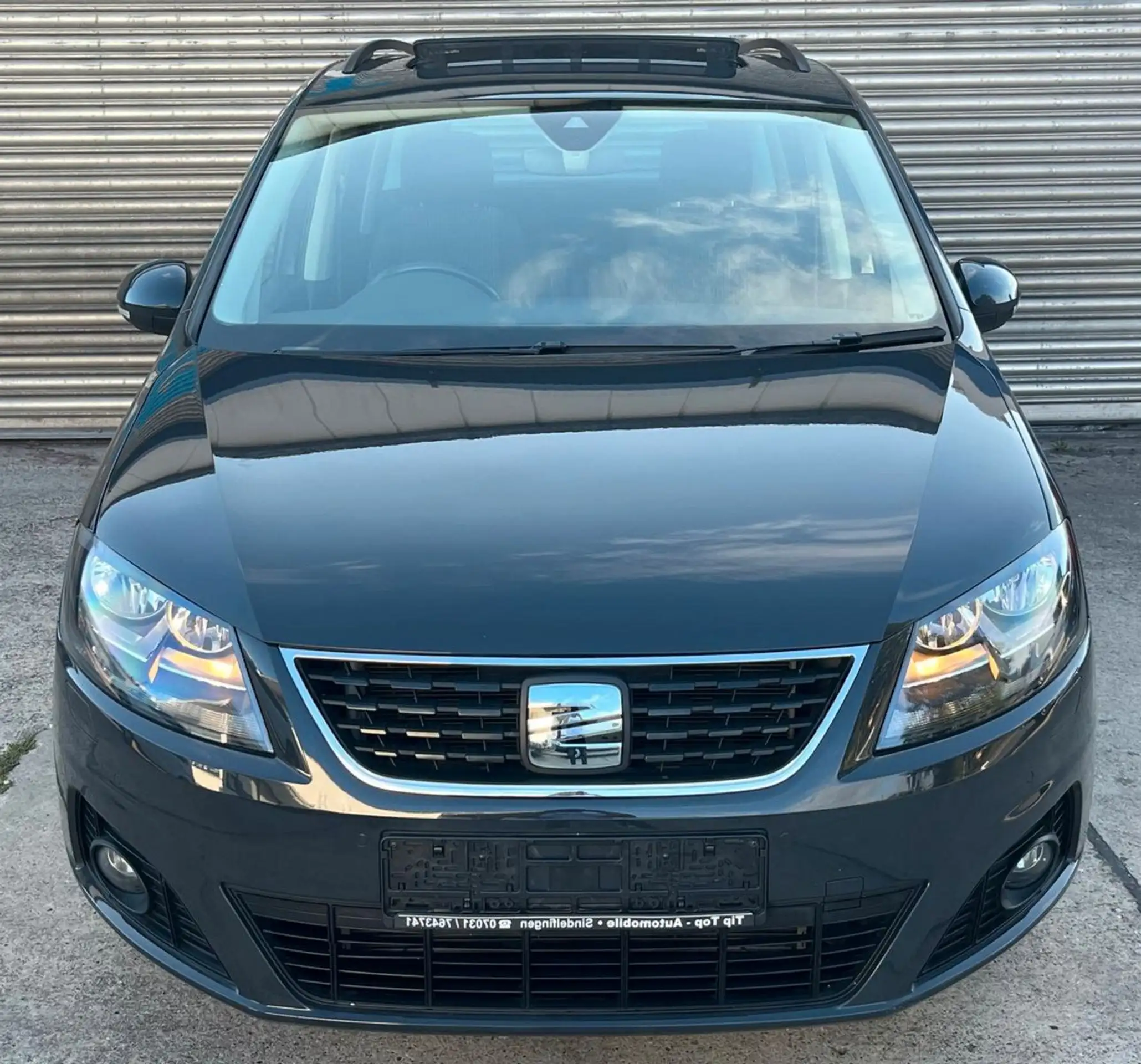 SEAT - Alhambra