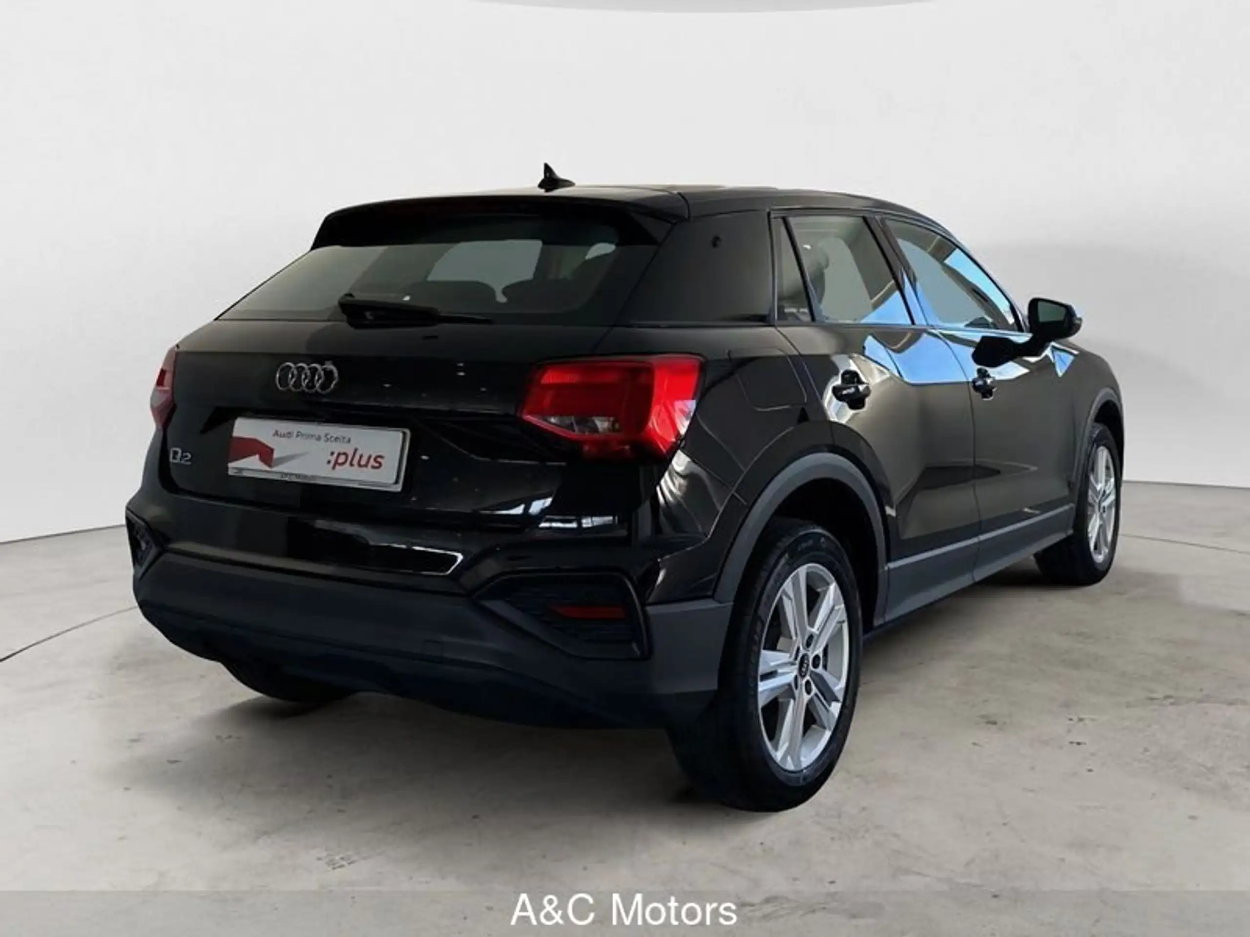 Audi - Q2