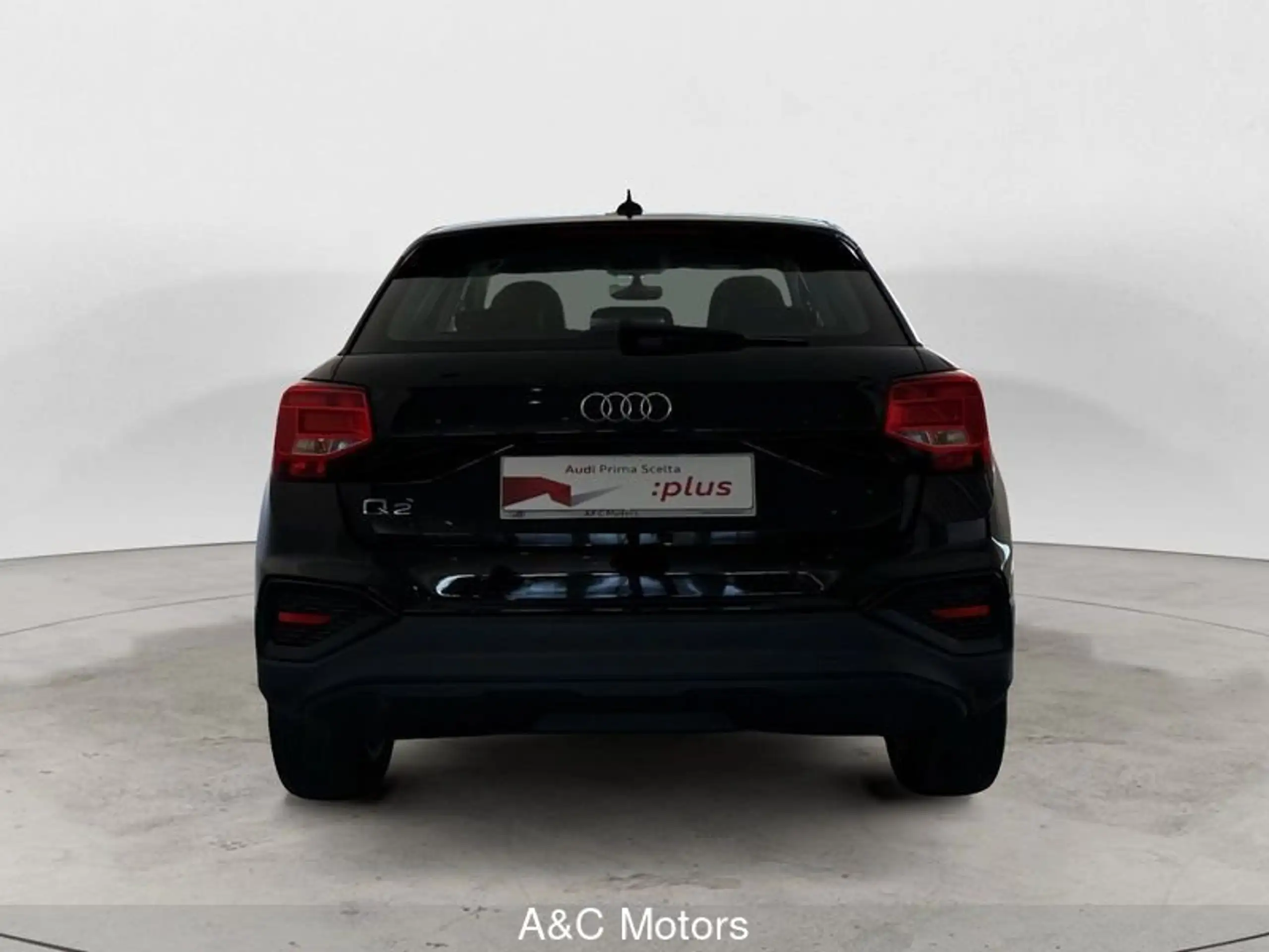 Audi - Q2