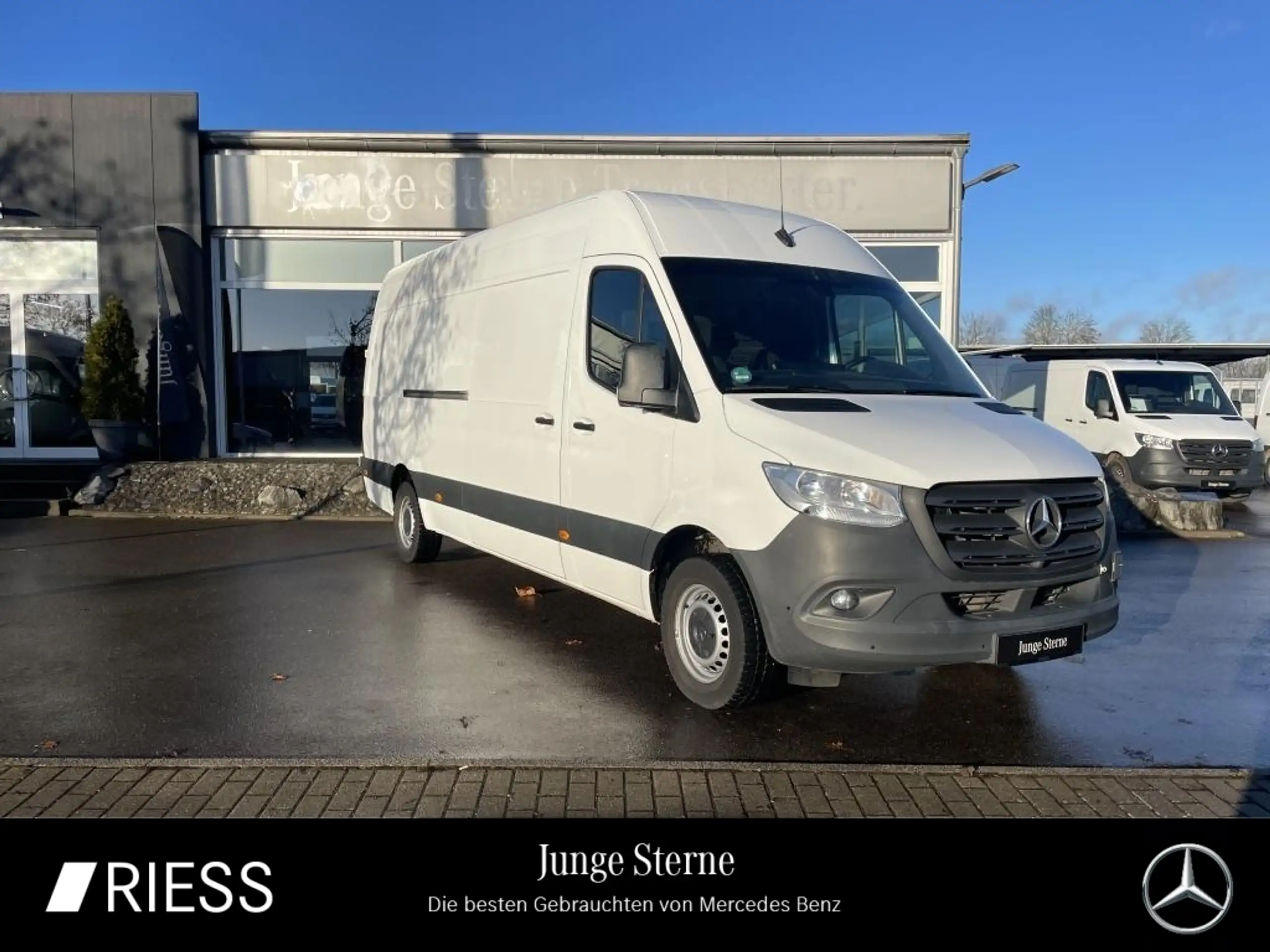 Mercedes-Benz - Sprinter