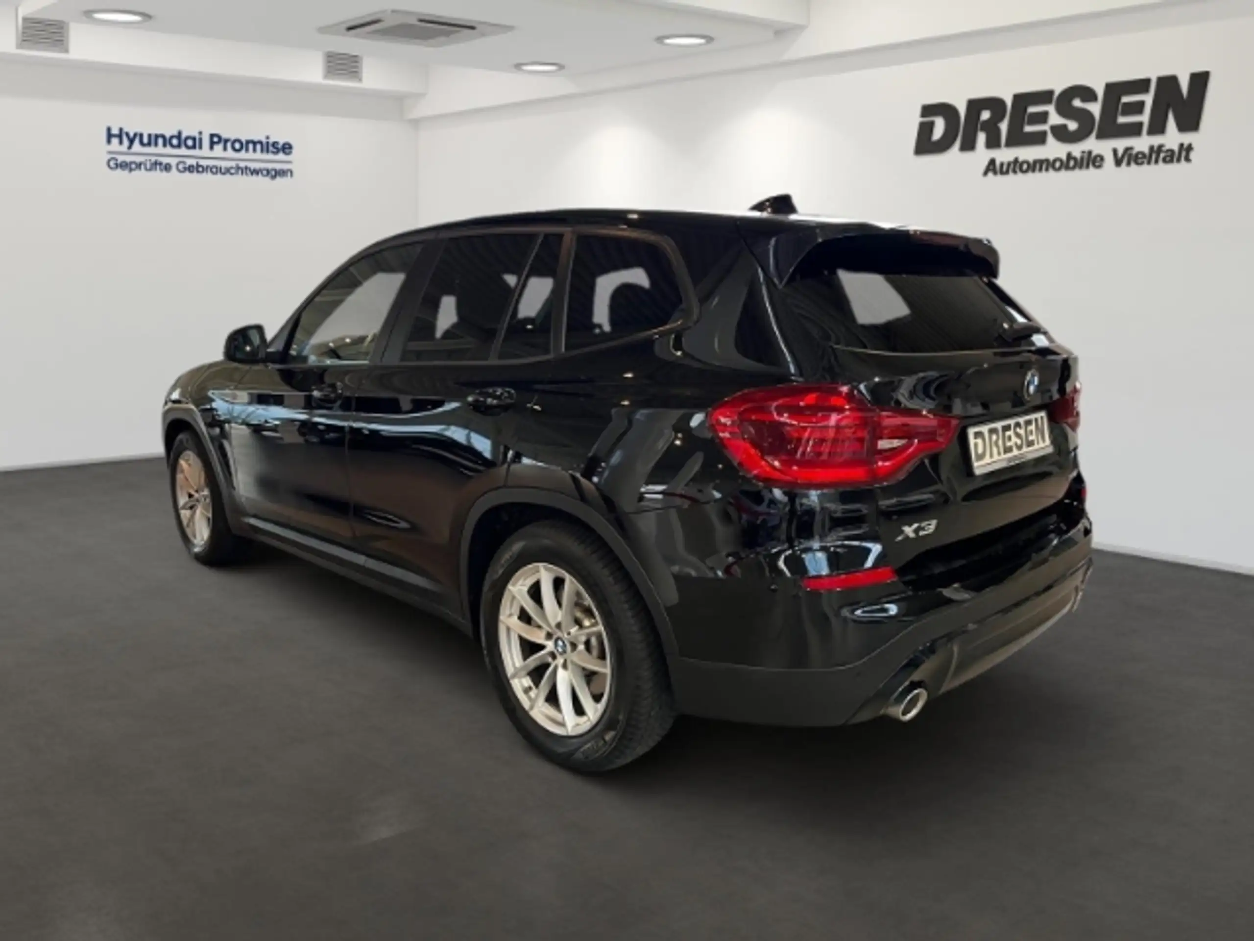 BMW - X3