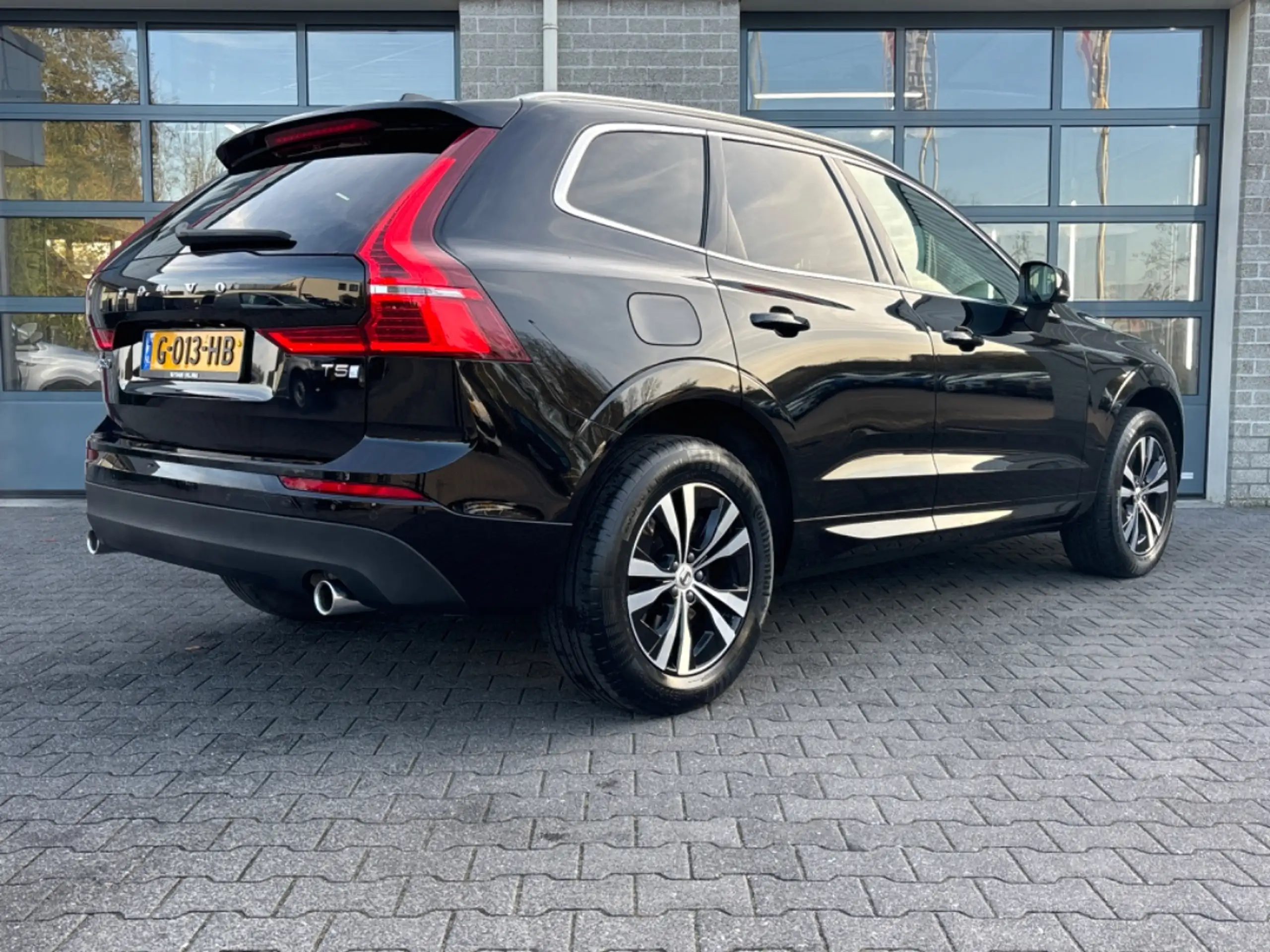 Volvo - XC60