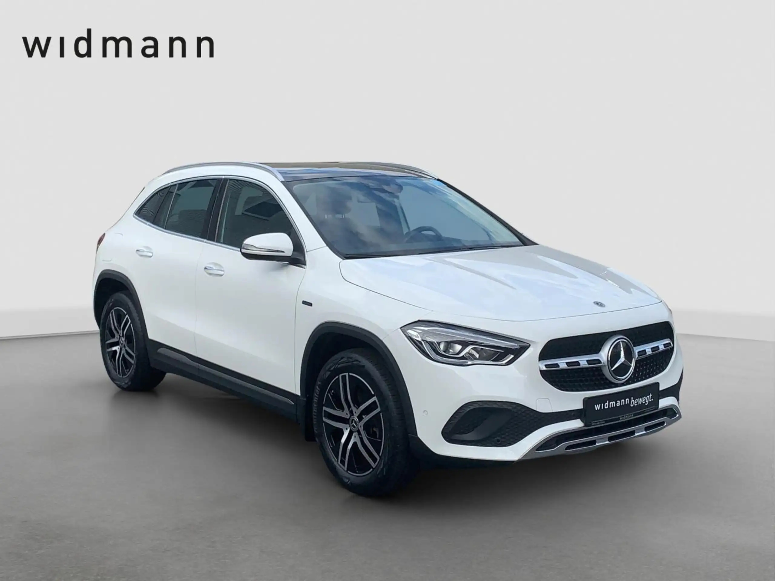 Mercedes-Benz - GLA 250